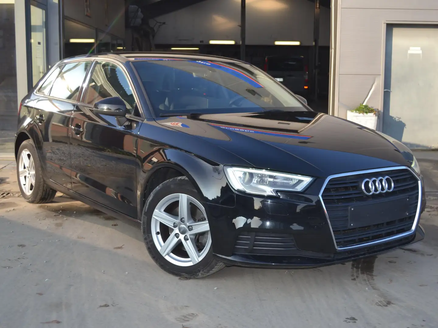 Audi A3 Sportback/S tronic/BTW Wagen Noir - 1