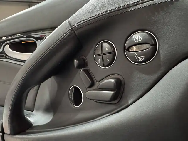Mercedes-Benz SL view 15