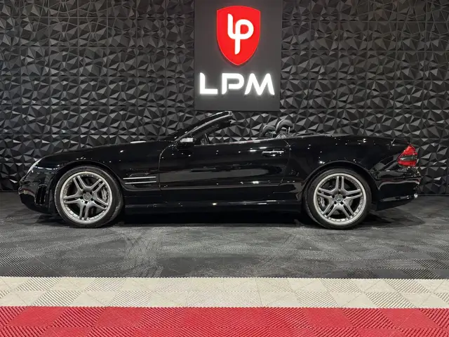 Mercedes-Benz SL view 5