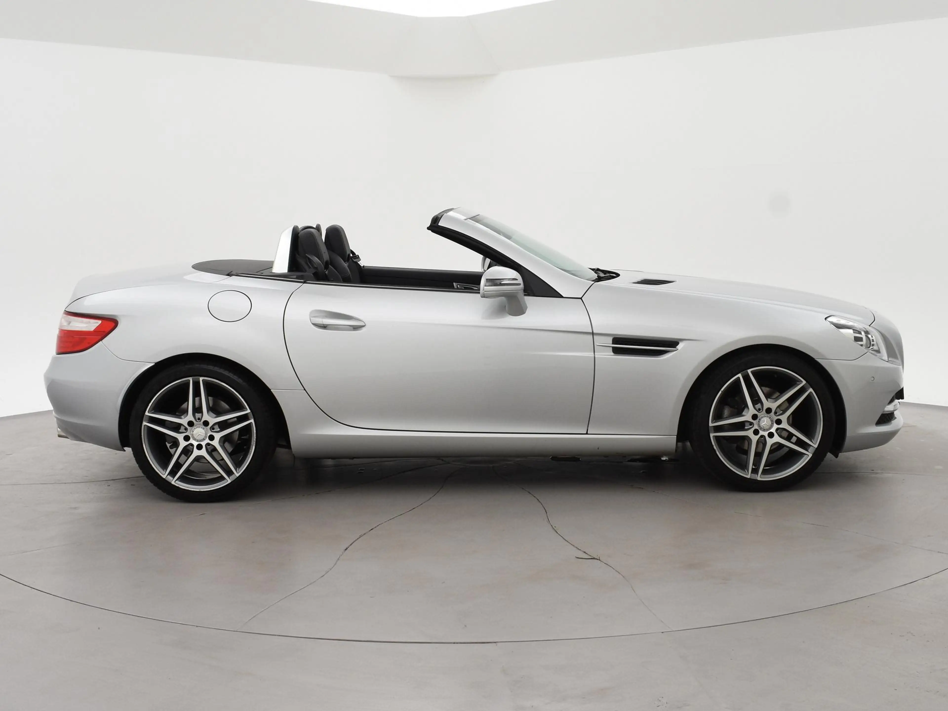 Mercedes-Benz SLK 200 AUT. AIRSCARF NEKVERWARMING | LEDER | 18 INCH | ST — photo 20