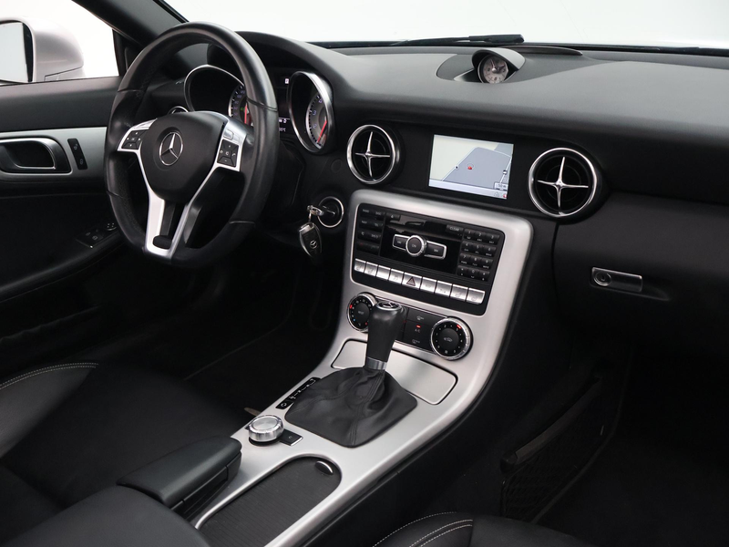 Mercedes-Benz SLK 200 AUT. AIRSCARF NEKVERWARMING | LEDER | 18 INCH | ST — photo 4