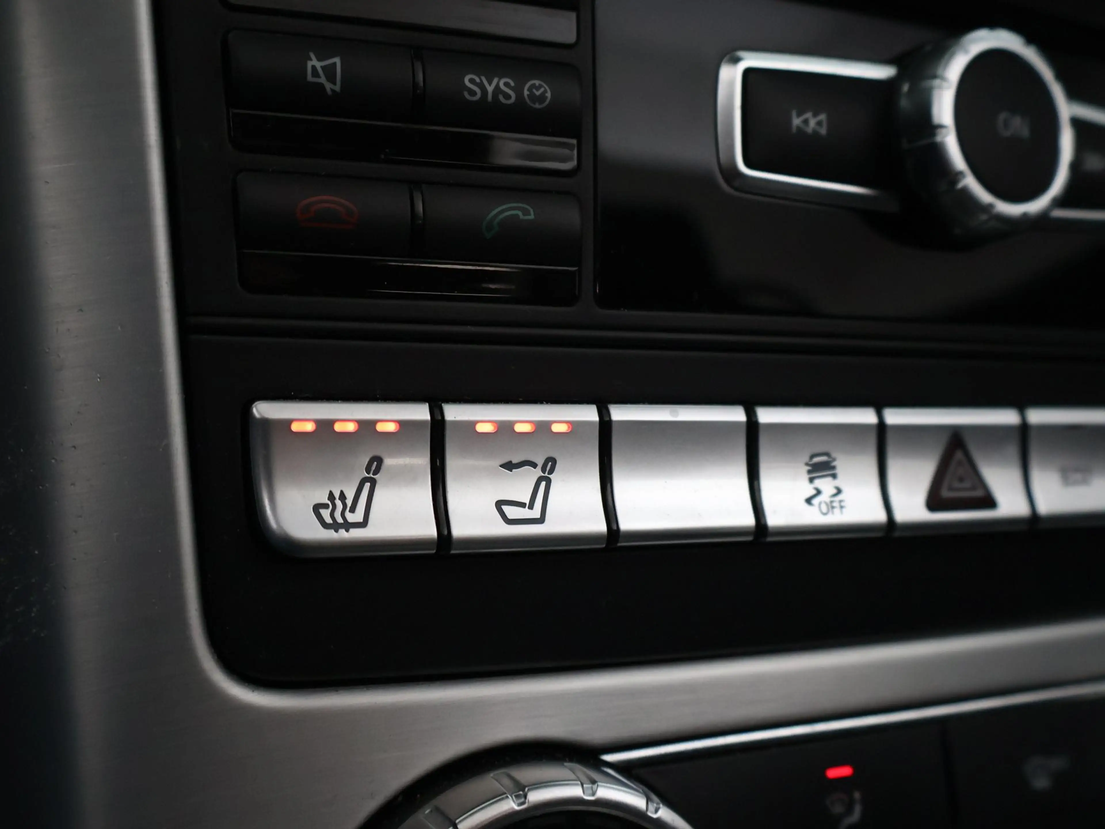 Mercedes-Benz SLK 200 AUT. AIRSCARF NEKVERWARMING | LEDER | 18 INCH | ST — photo 18
