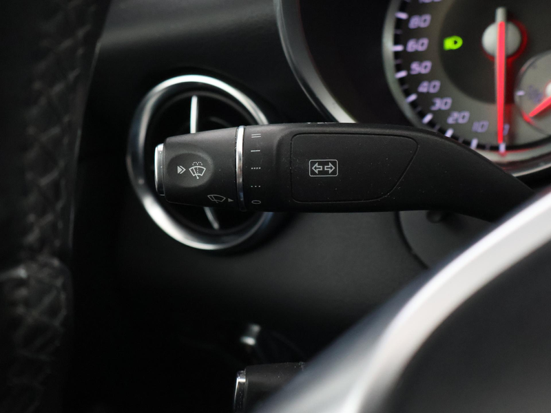 Mercedes-Benz SLK 200 AUT. AIRSCARF NEKVERWARMING | LEDER | 18 INCH | ST — photo 50