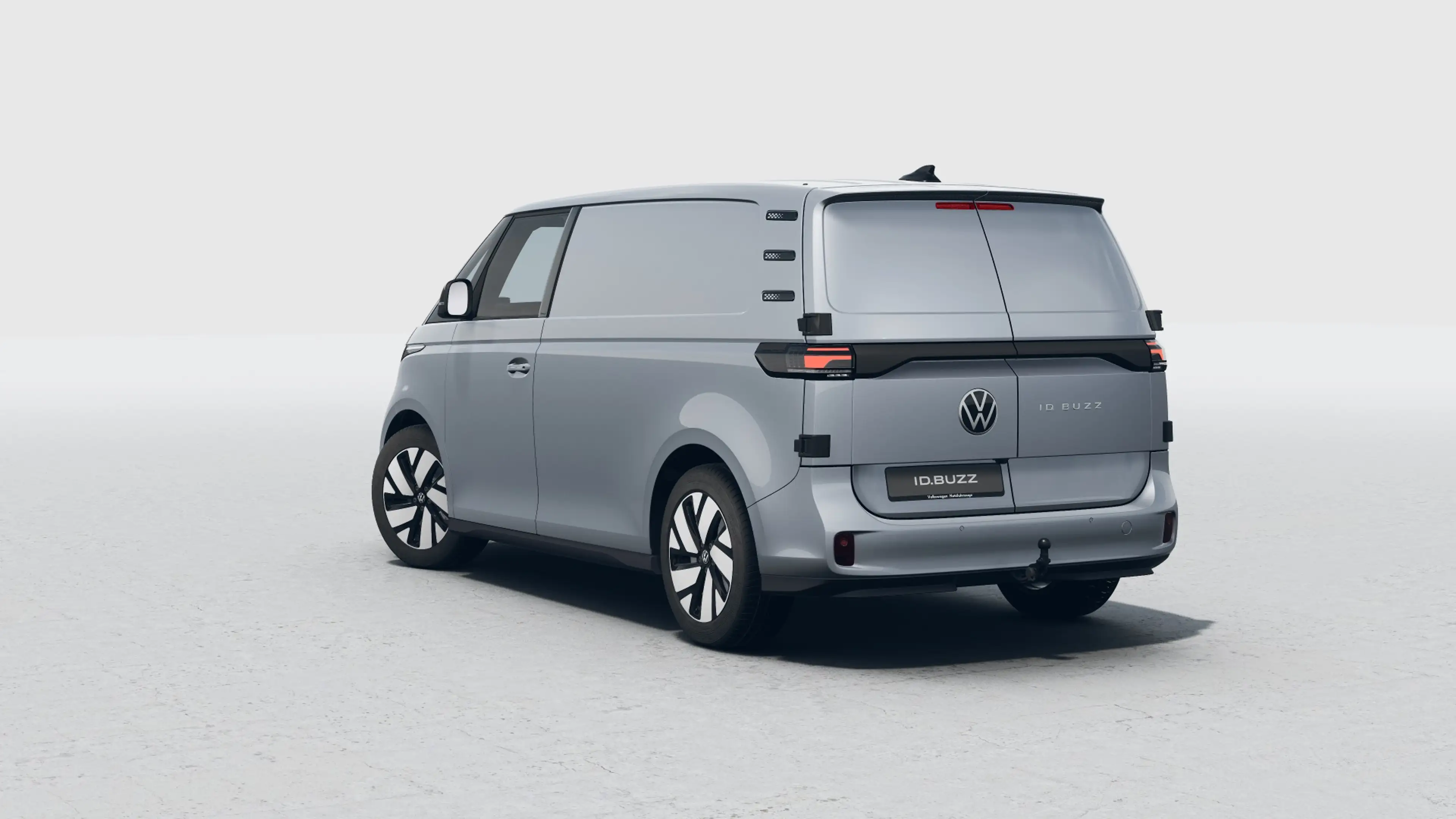 Volkswagen ID. Buzz Cargo Bulli Limited Edition 79 kWh — photo 2