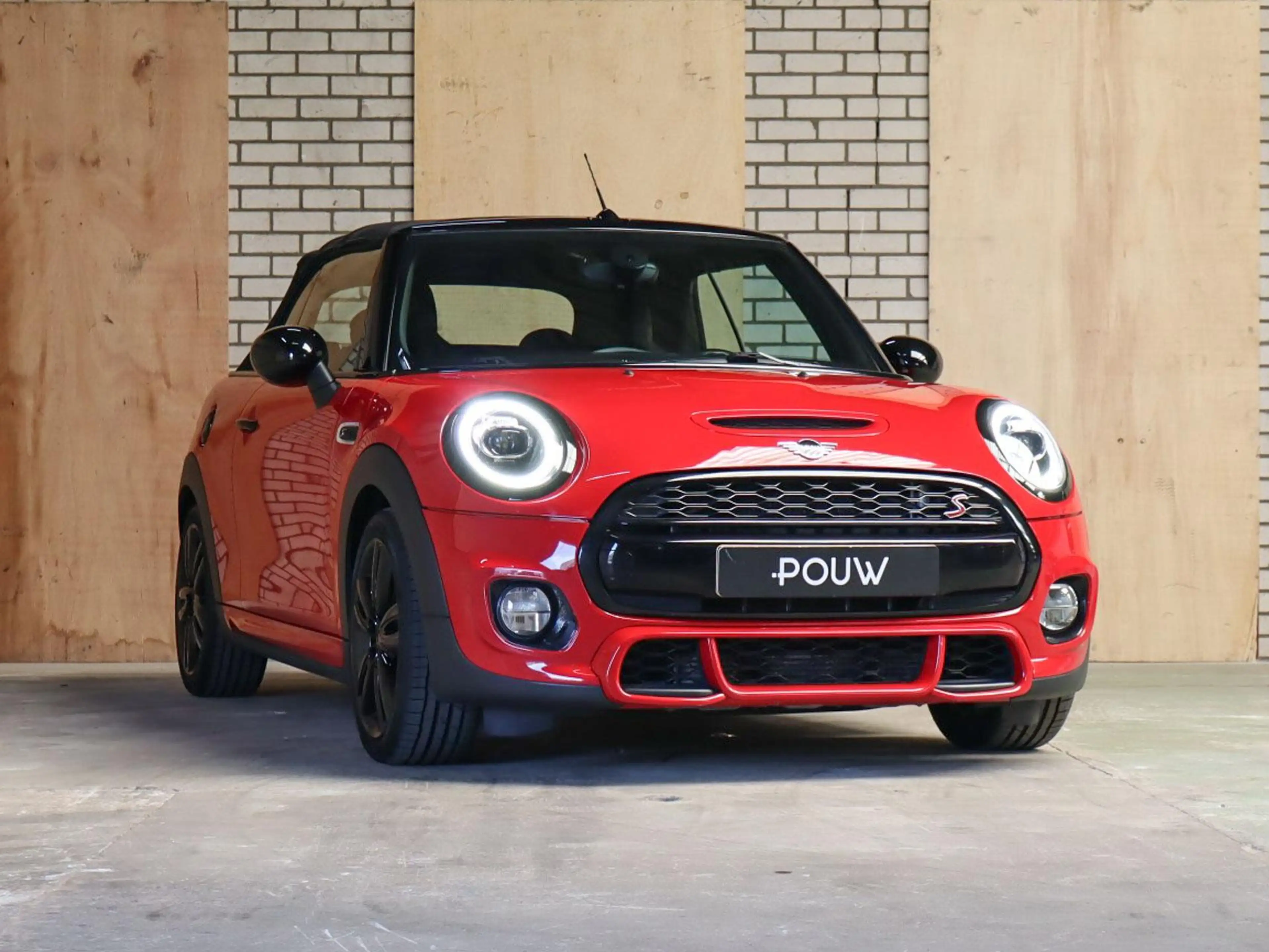 MINI Cooper S Cabrio 2.0 192pk AUT | LED Koplampen | Navigatie | 17" Ve — photo 10