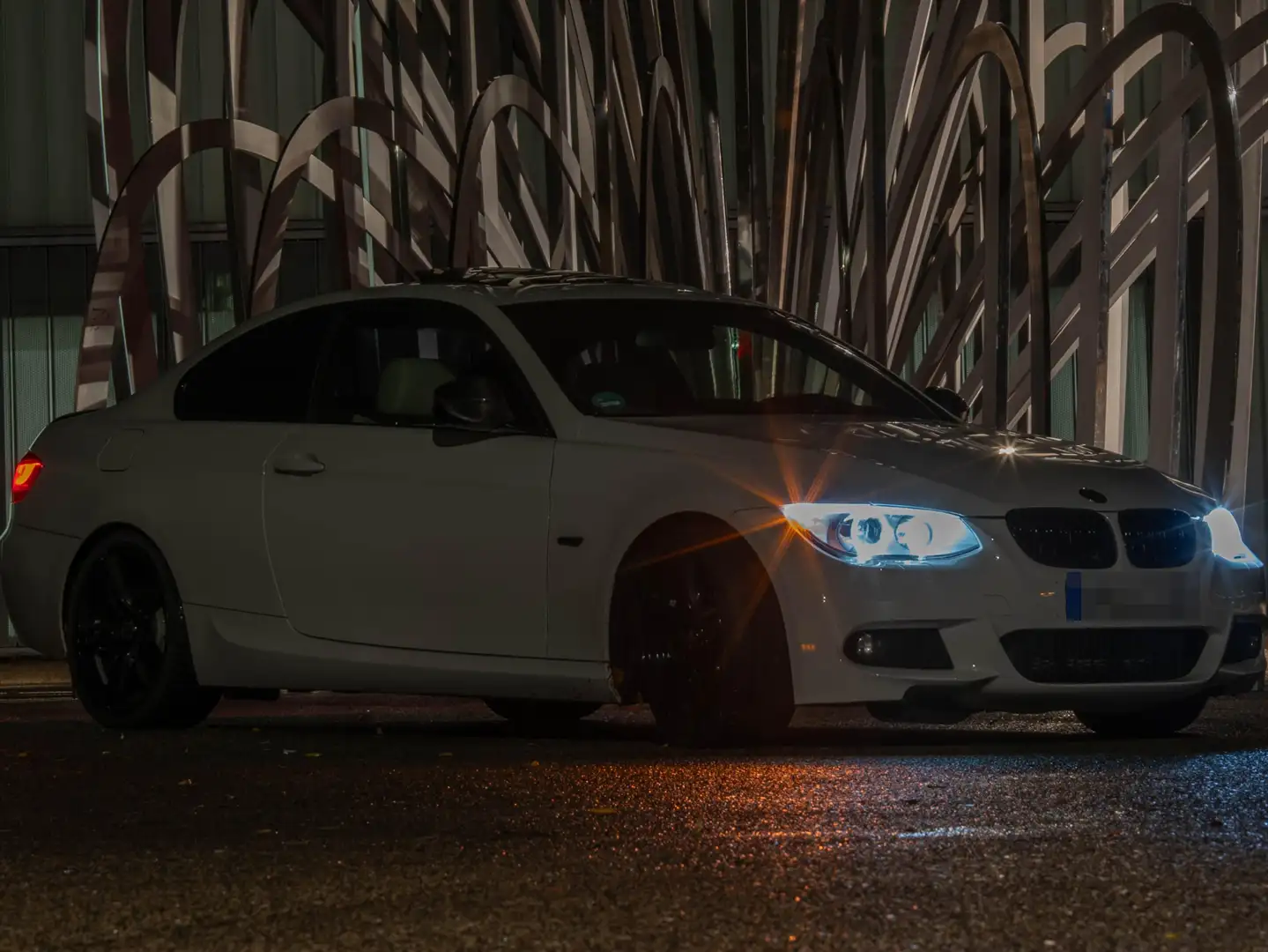 BMW 335 335i xDrive Coupe Aut. M Sport Edition Weiß - 2