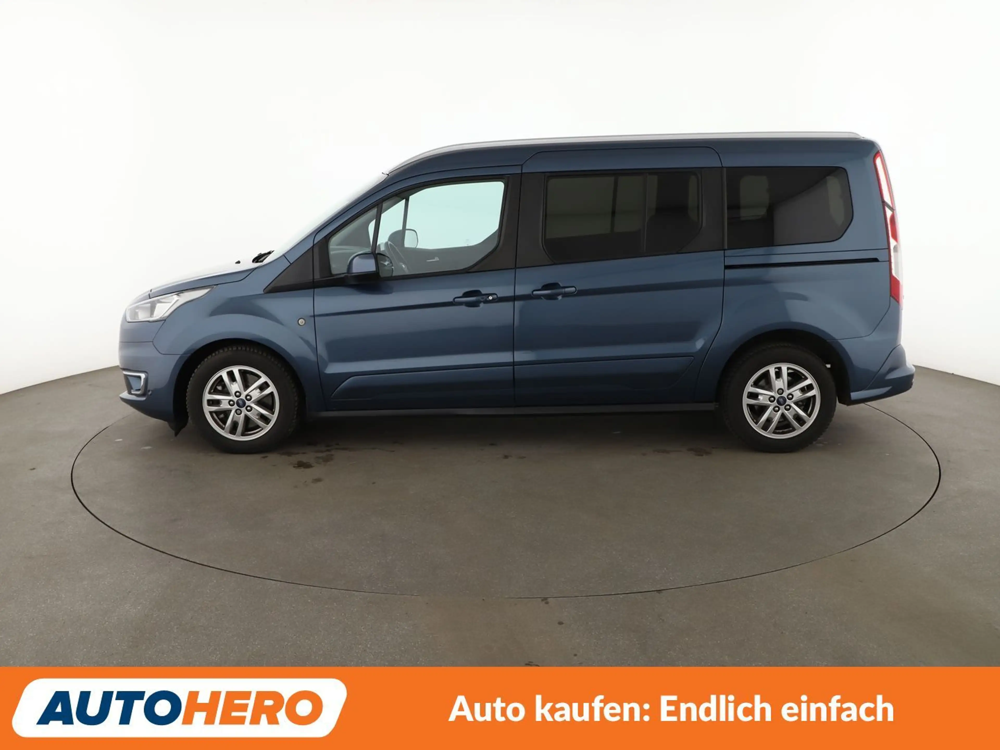 Ford Grand Tourneo 1.5 EcoBlue TDCi Titanium*NAVI*CAM*TEMPO*PDC* — photo 3