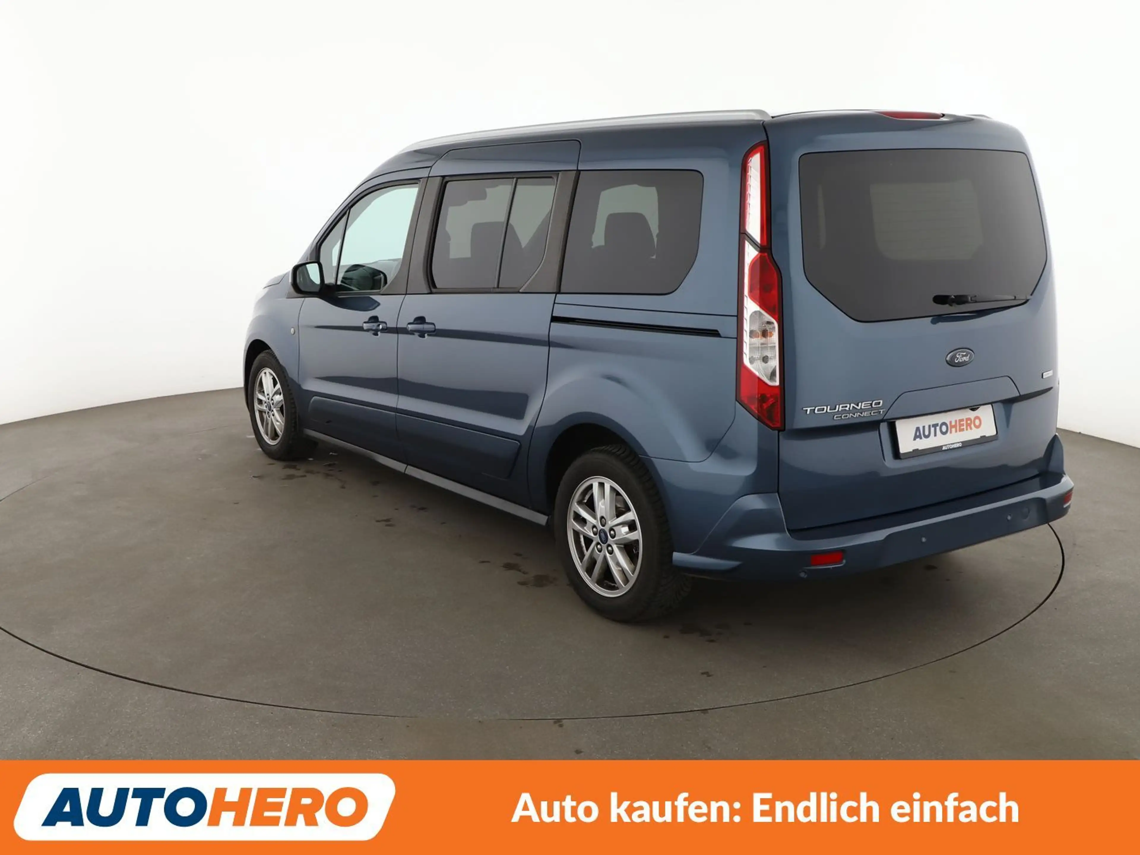 Ford Grand Tourneo 1.5 EcoBlue TDCi Titanium*NAVI*CAM*TEMPO*PDC* — photo 4