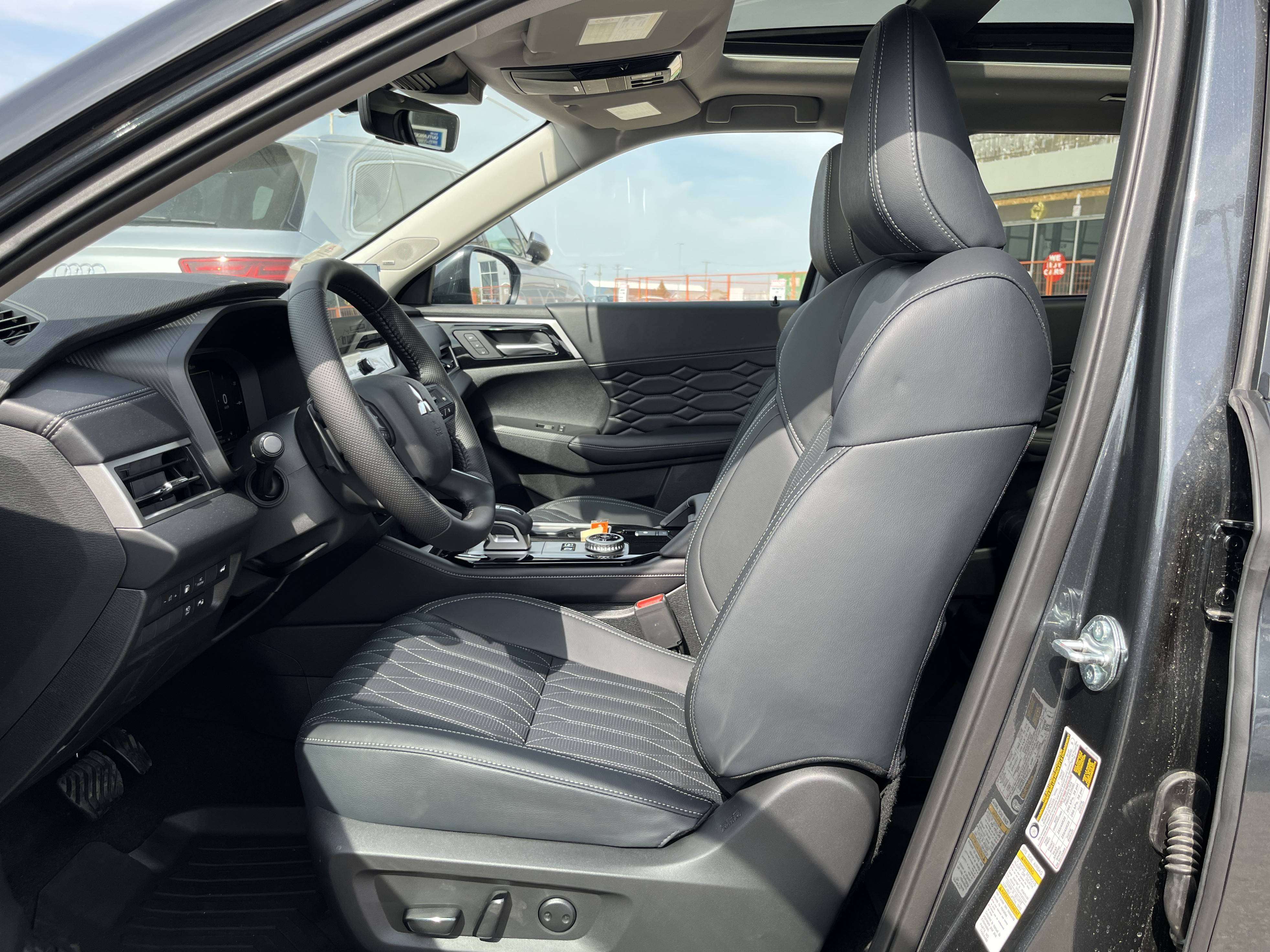 2026 Mitsubishi Outlander PHEV