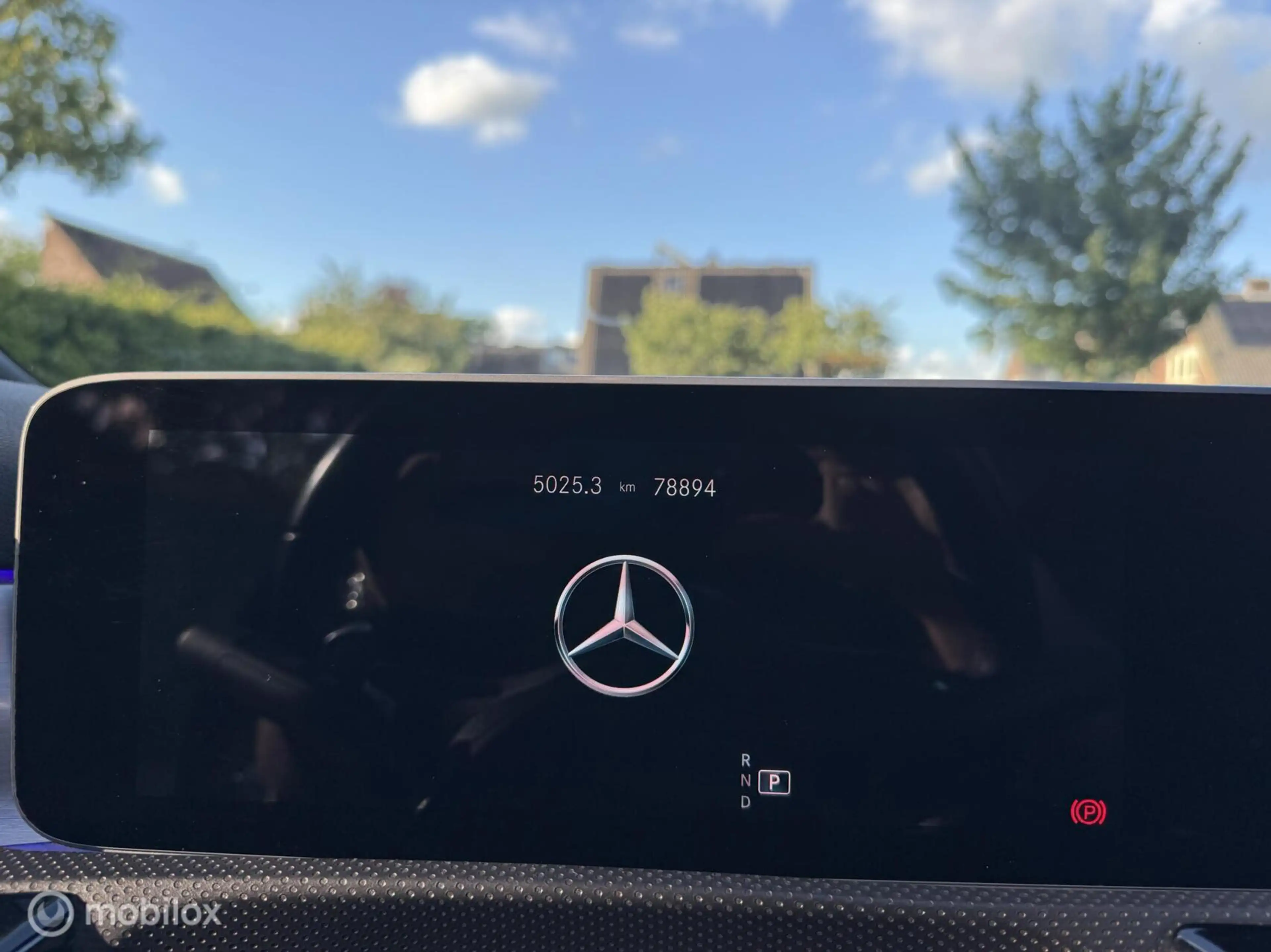 Mercedes-Benz A 35 AMG 4MATIC Premium Plus — photo 24