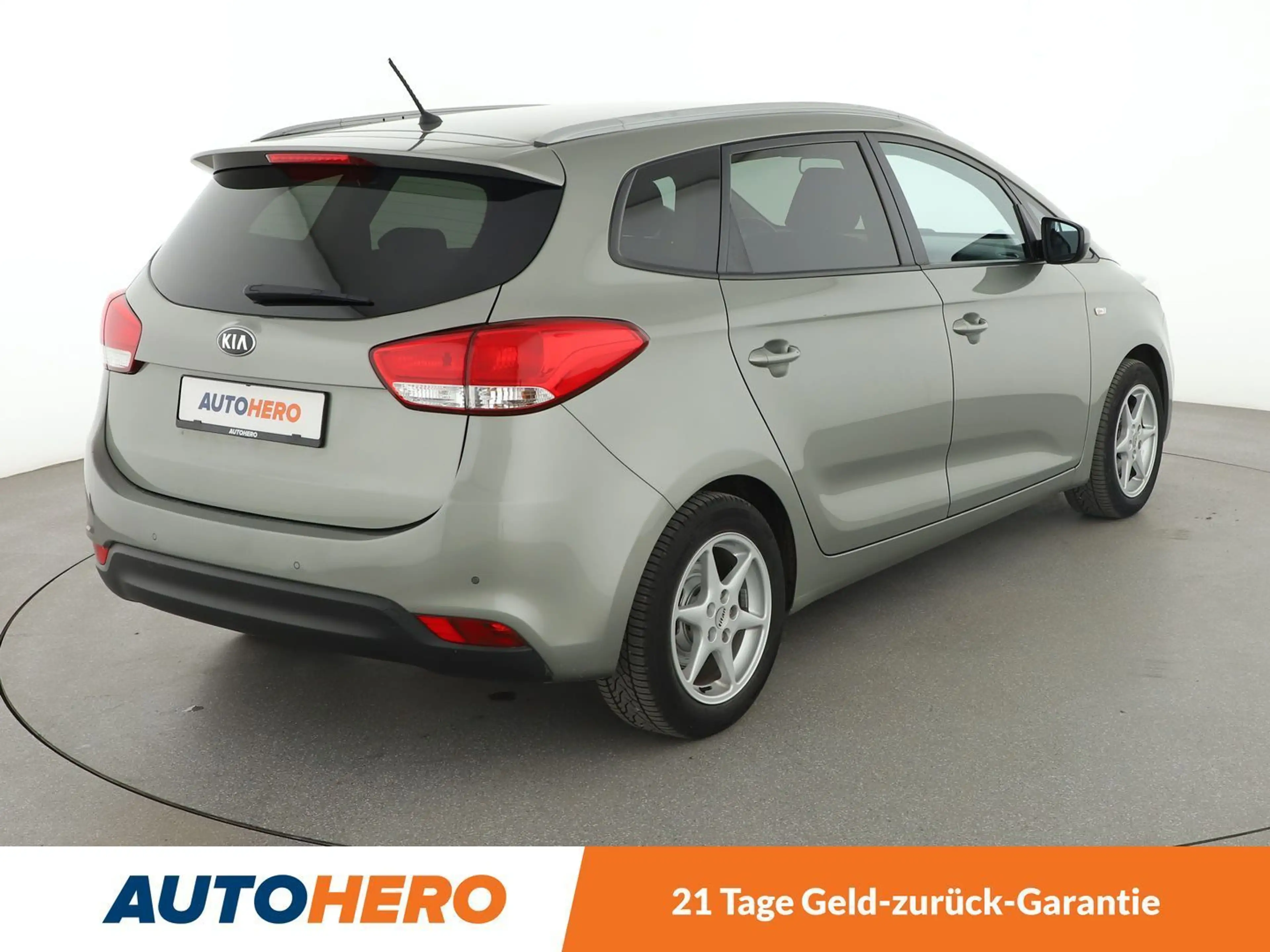 Kia Carens 1.6 GDI FIFA World Cup Edition*TEMPO*PDC*SHZ* — photo 6