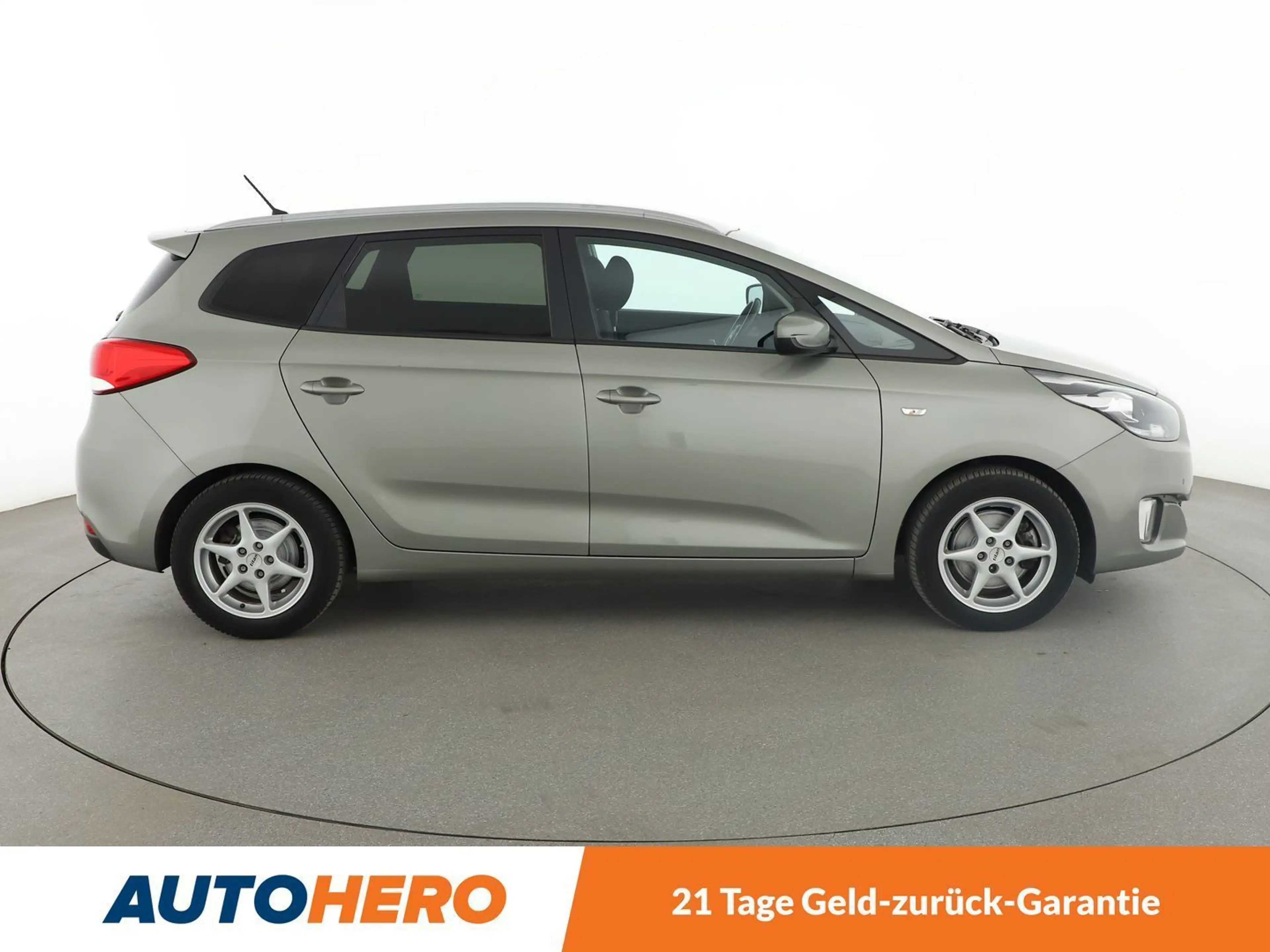 Kia Carens 1.6 GDI FIFA World Cup Edition*TEMPO*PDC*SHZ* — photo 7