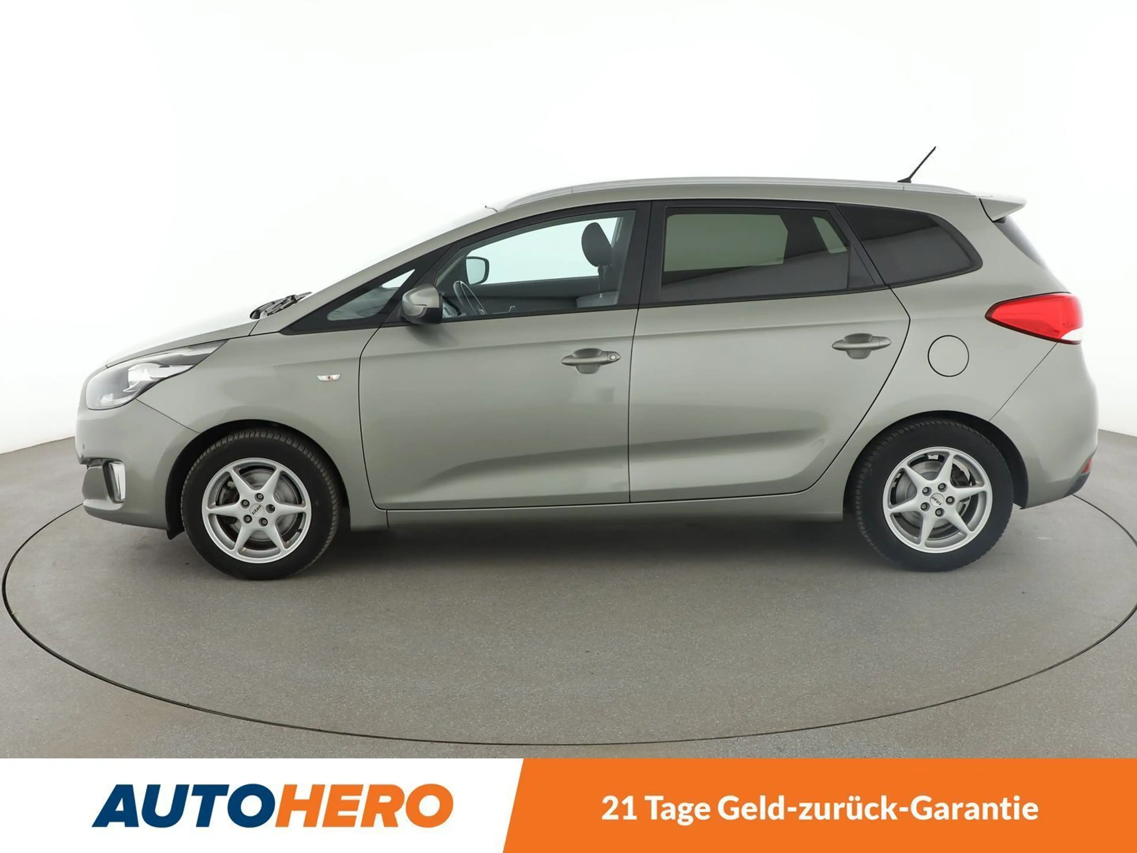 Kia Carens 1.6 GDI FIFA World Cup Edition*TEMPO*PDC*SHZ* — photo 3