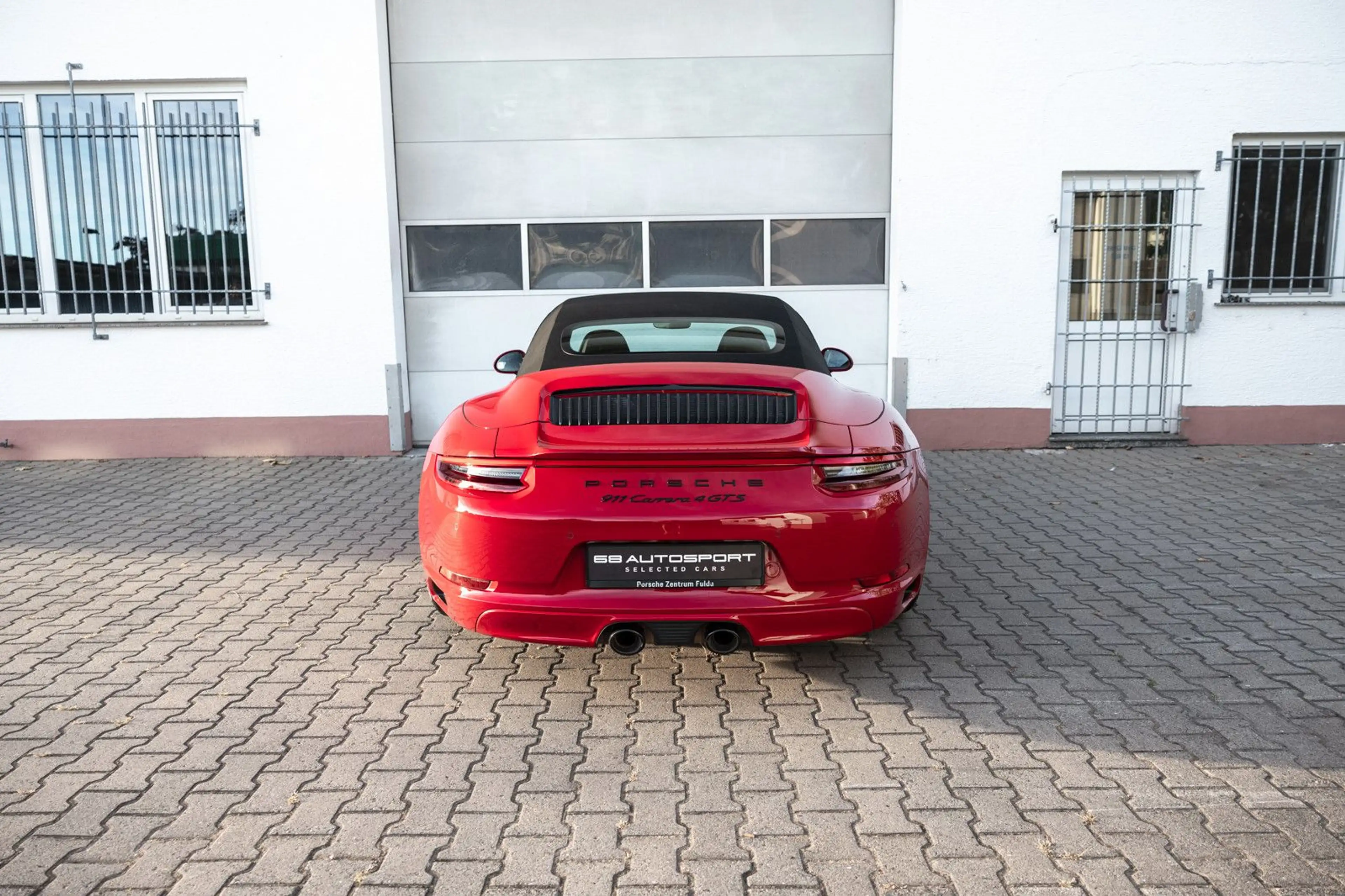 Porsche 991 911 4 GTS Cabrio LIFT+PDCC+VIERRADLENKUNG+PTV+ — photo 9