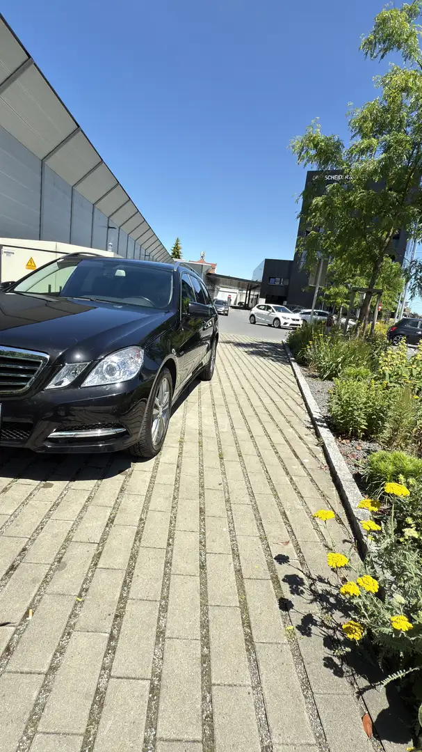 Mercedes-Benz E 220 T Elegance A-Edition CDI Aut.7 Setzen Schwarz - 1