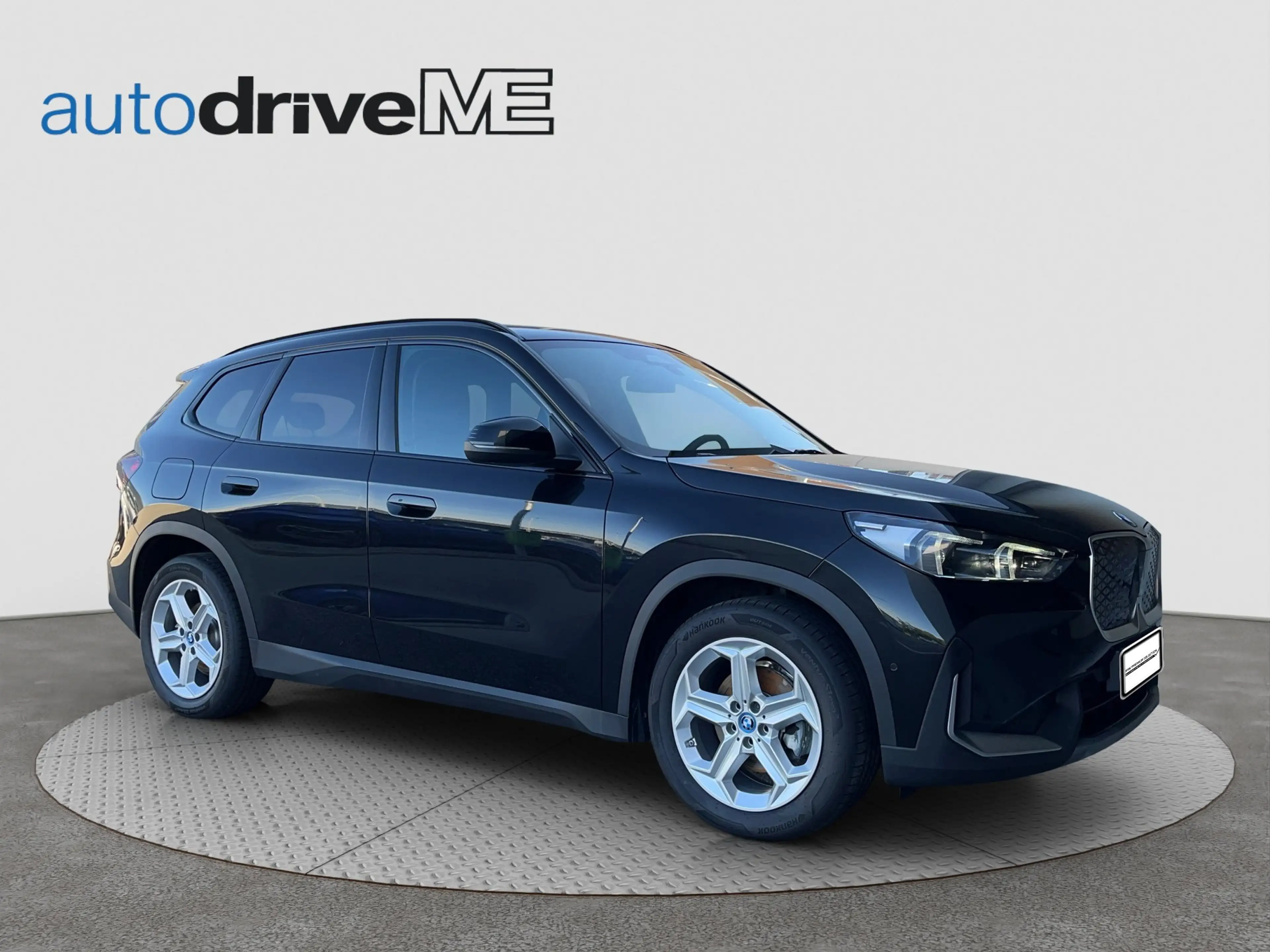 BMW iX1 eDrive 20 KAM LED ACC Kam. SHZ AHK AUT LM — photo 9