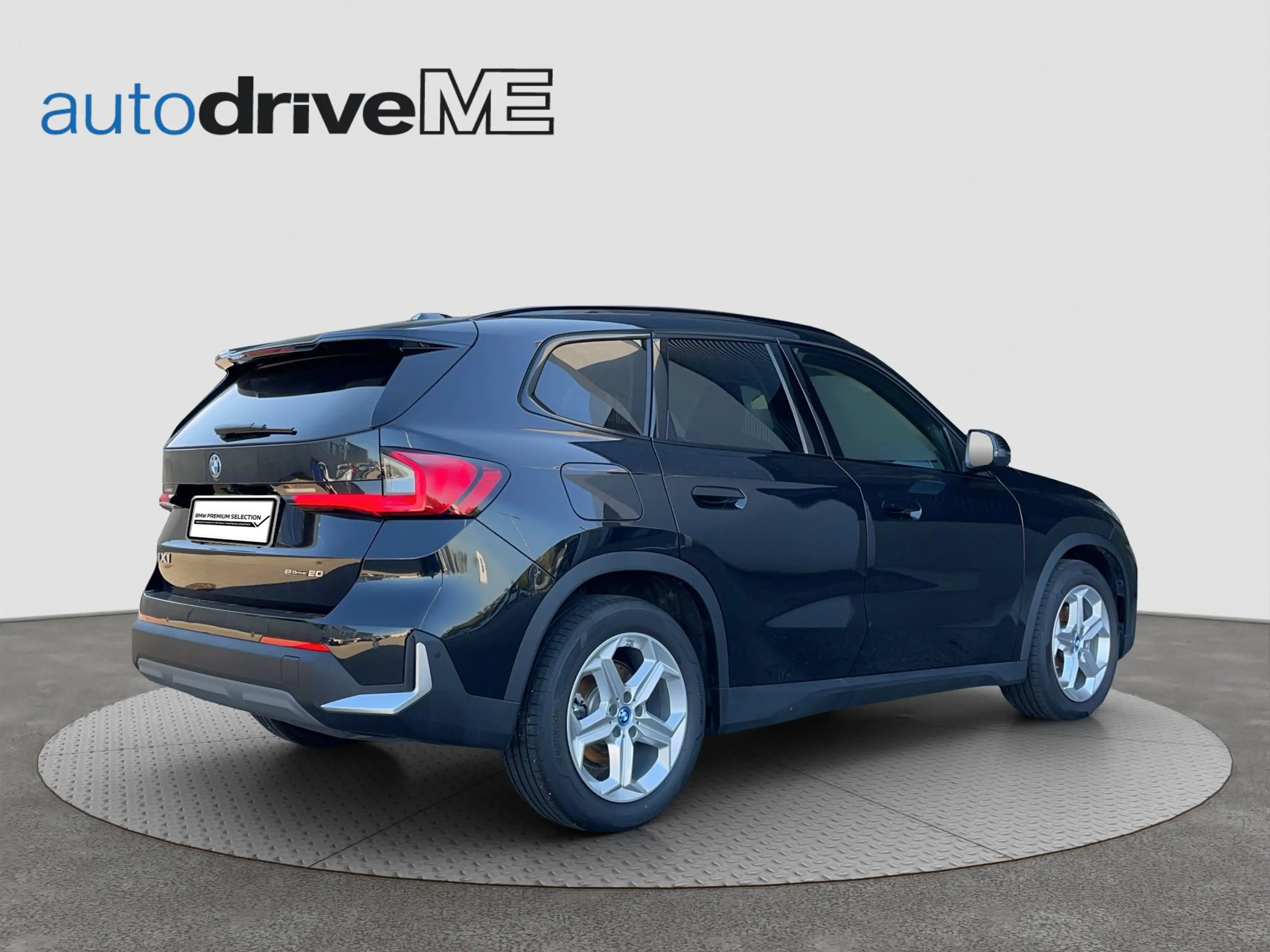 BMW iX1 eDrive 20 KAM LED ACC Kam. SHZ AHK AUT LM — photo 7