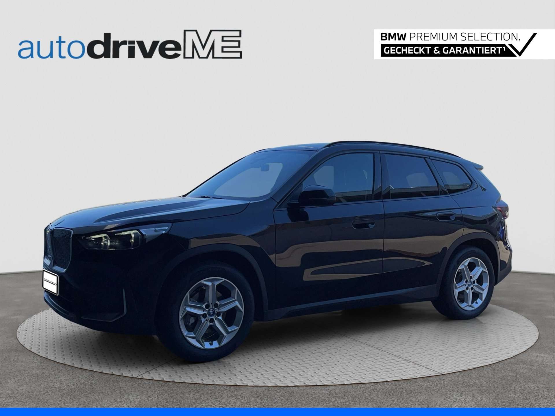 BMW iX1