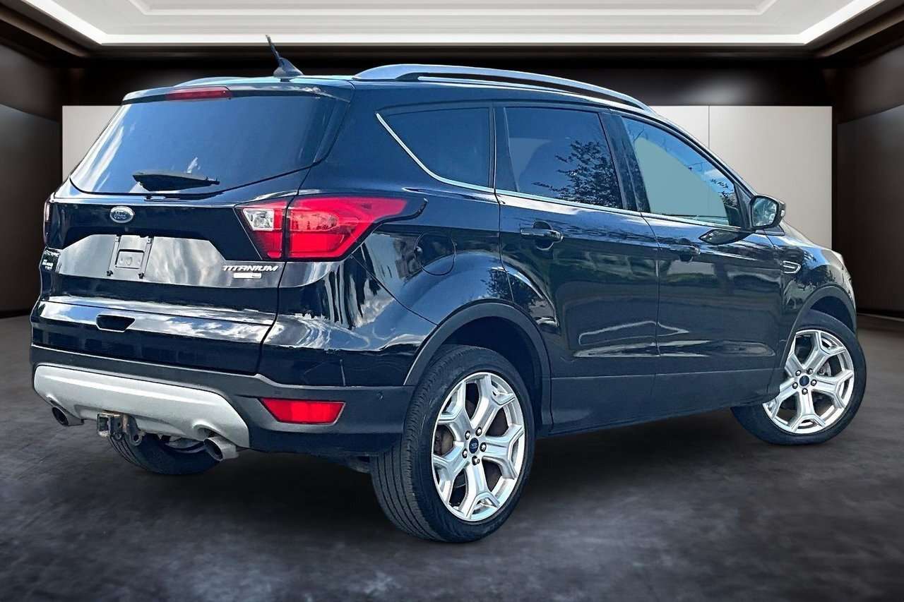 2019 Ford Escape TITANIUM ECOBOOST 4WD - LEATHER - SONY AUDIO - NAV — снимка 1