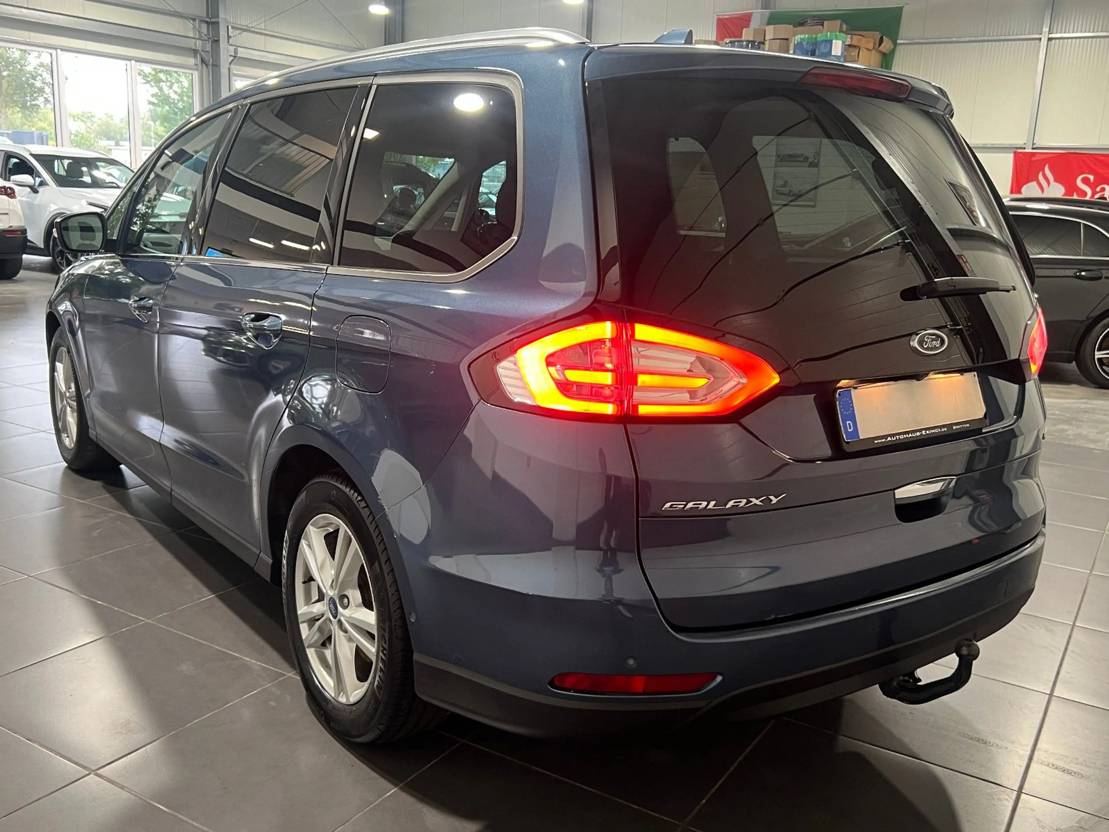 Ford Galaxy 2.5 Hybrid Automatik **7-Sitze*Navi*AHK** — photo 2