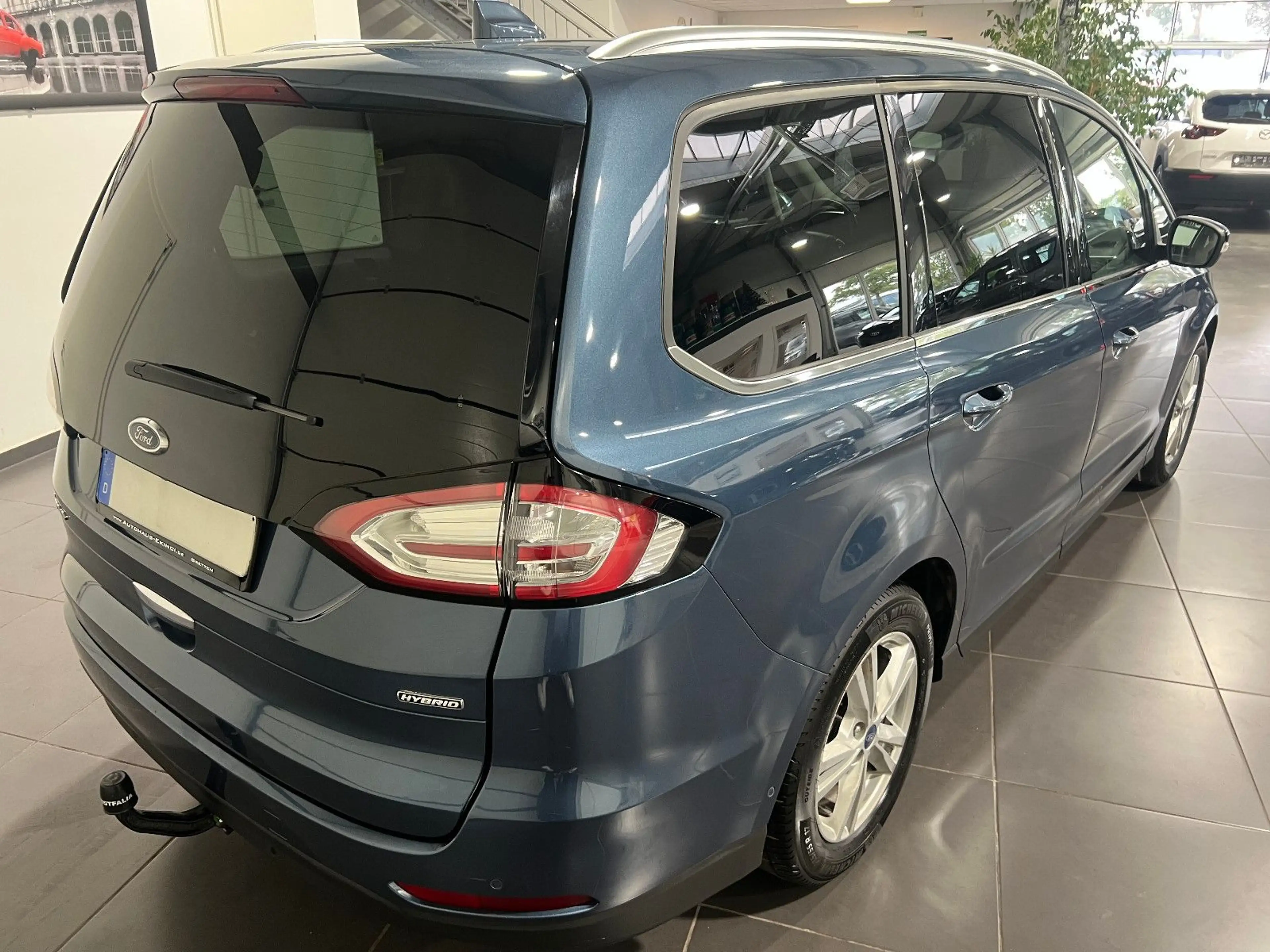 Ford Galaxy 2.5 Hybrid Automatik **7-Sitze*Navi*AHK** — photo 7