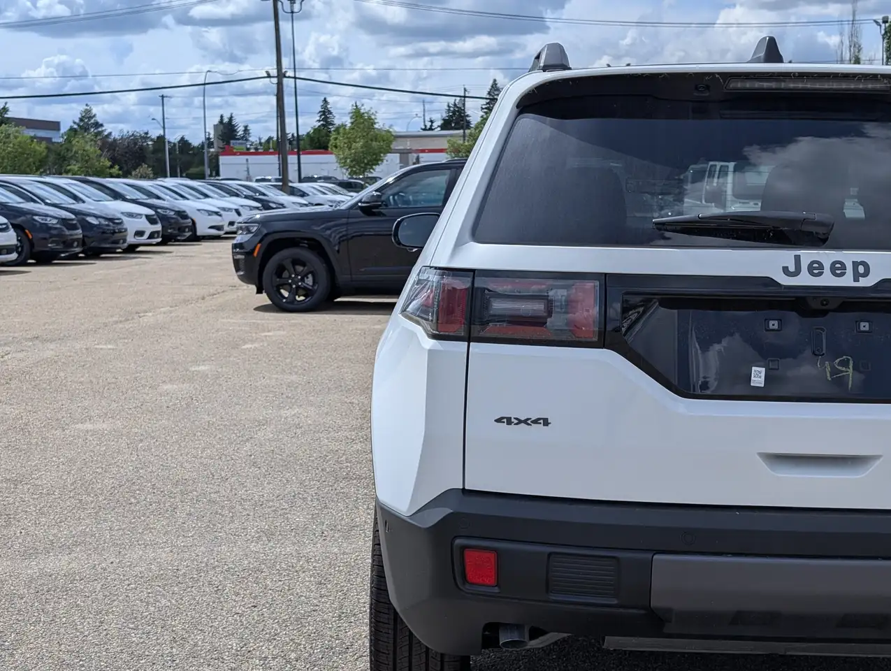 Jeep Cherokee снимка Jeep Cherokee