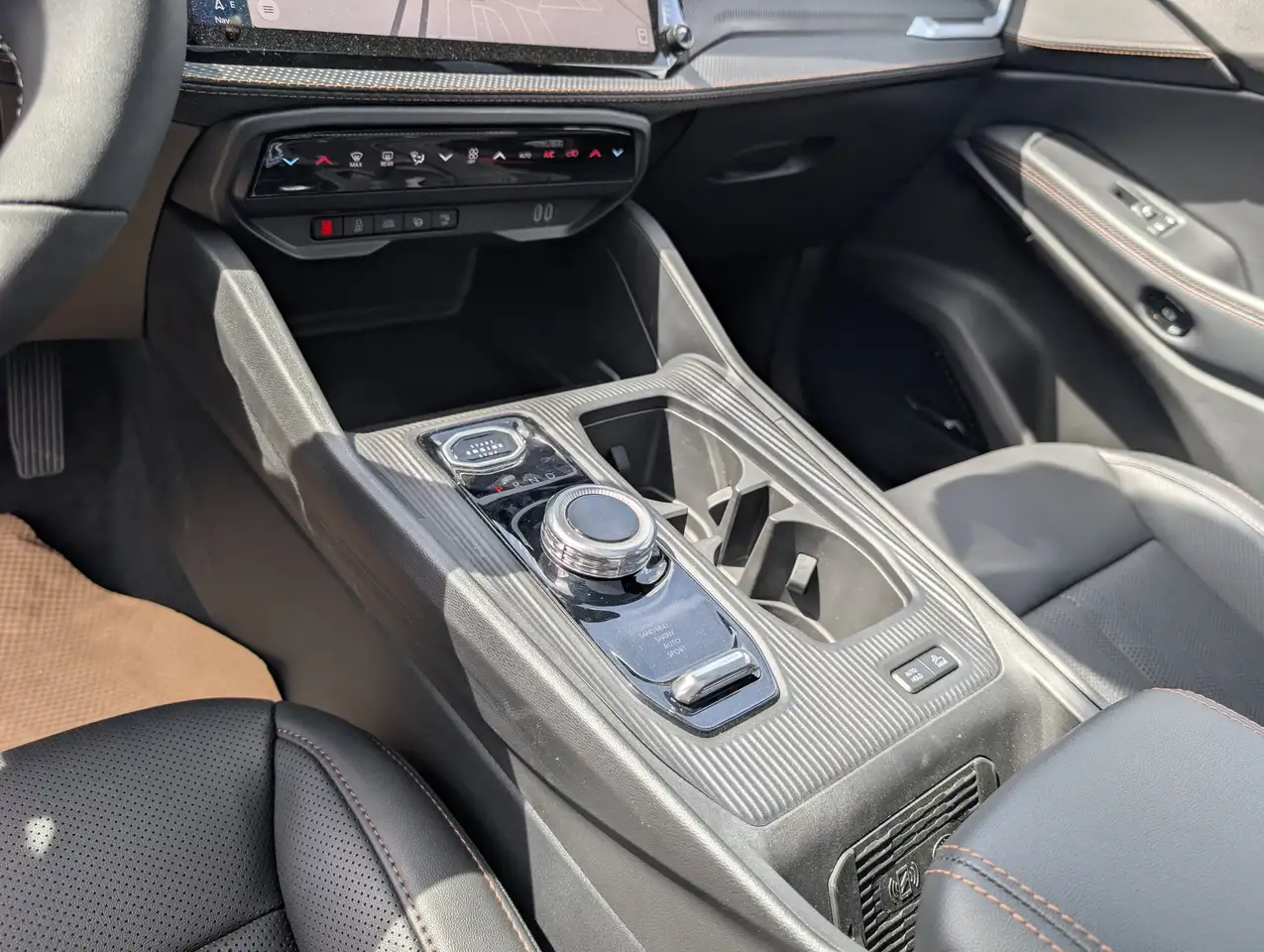 Jeep Cherokee снимка Jeep Cherokee