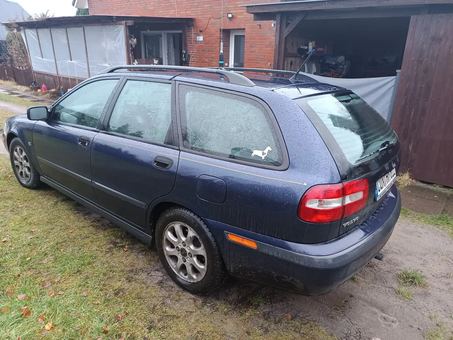 Volvo V40 1.8i Comfort Blau - 2