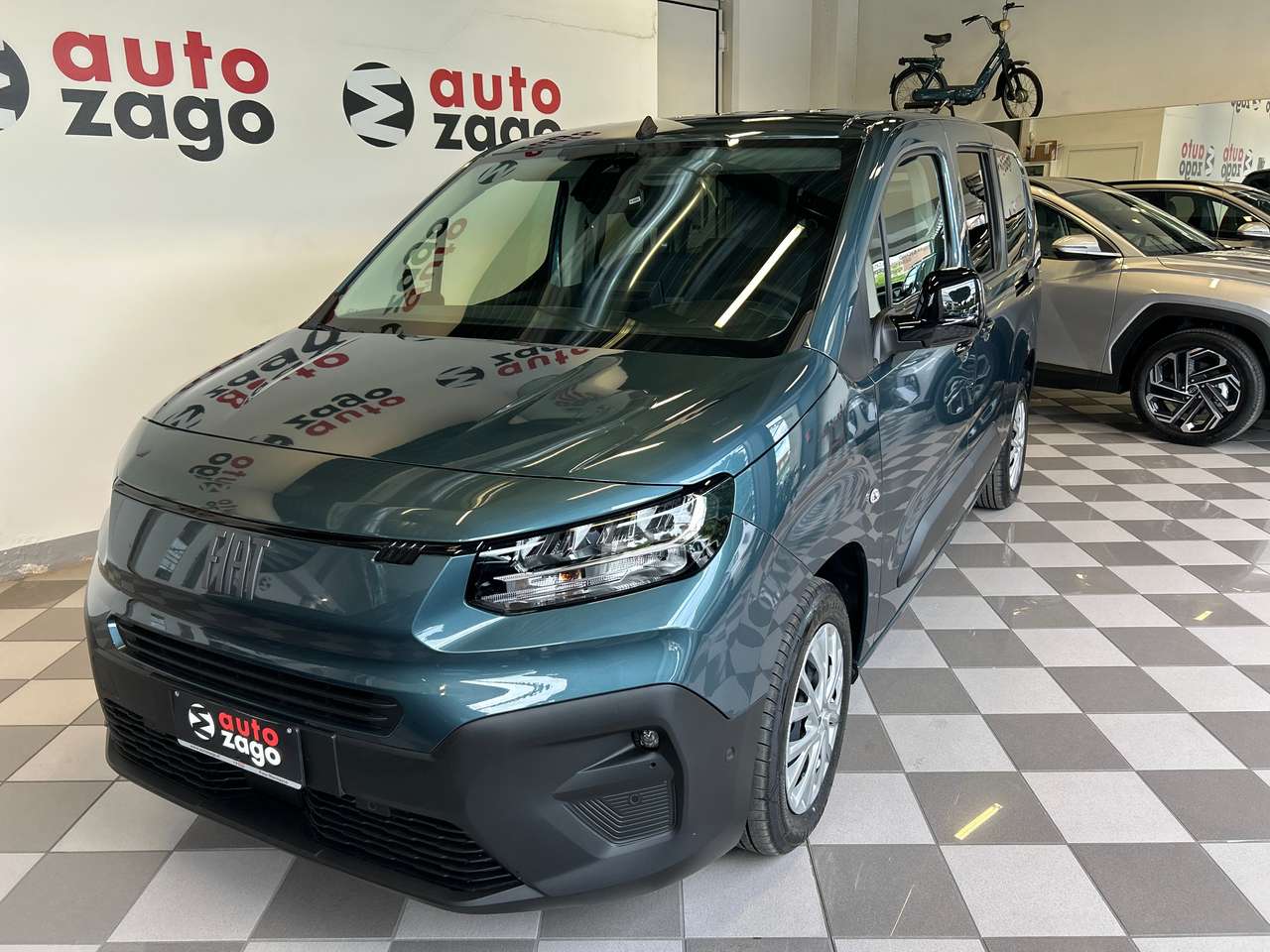 Fiat Doblo Doblo P.Lungo 1.5 d 130cv auto 7posti