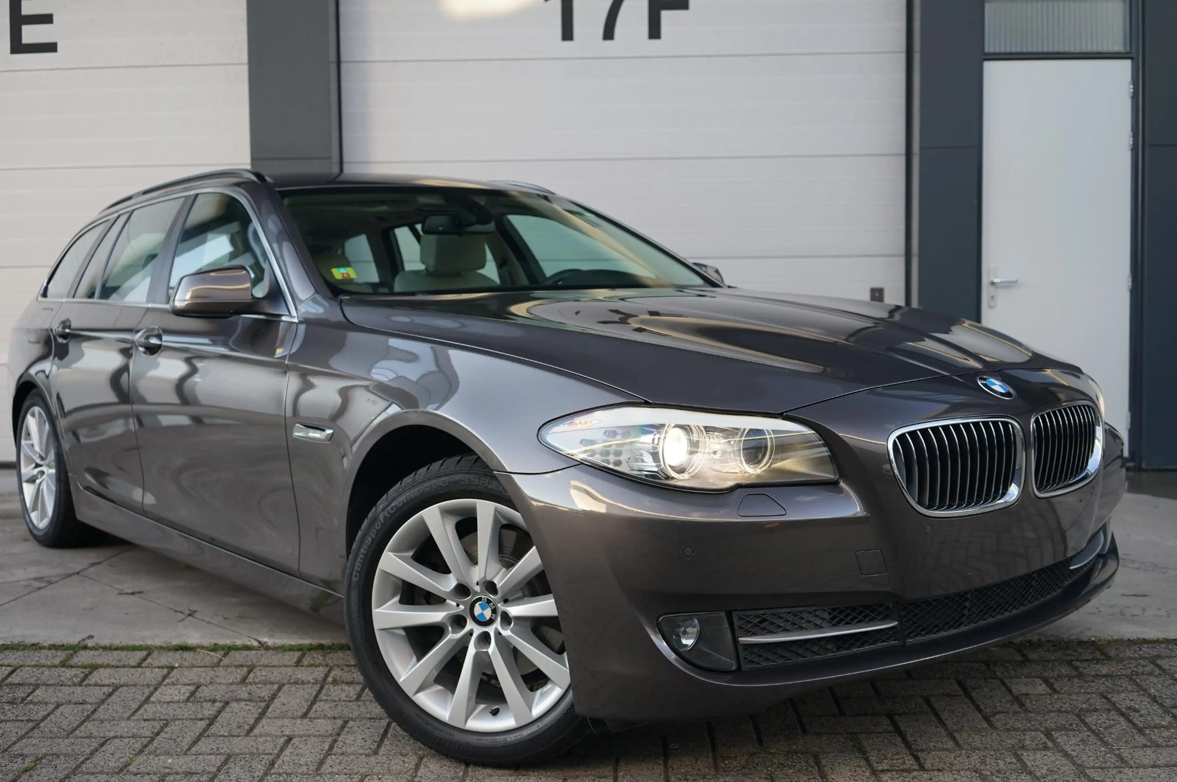 BMW 523 5-serie Touring 523i High Executive — photo 11