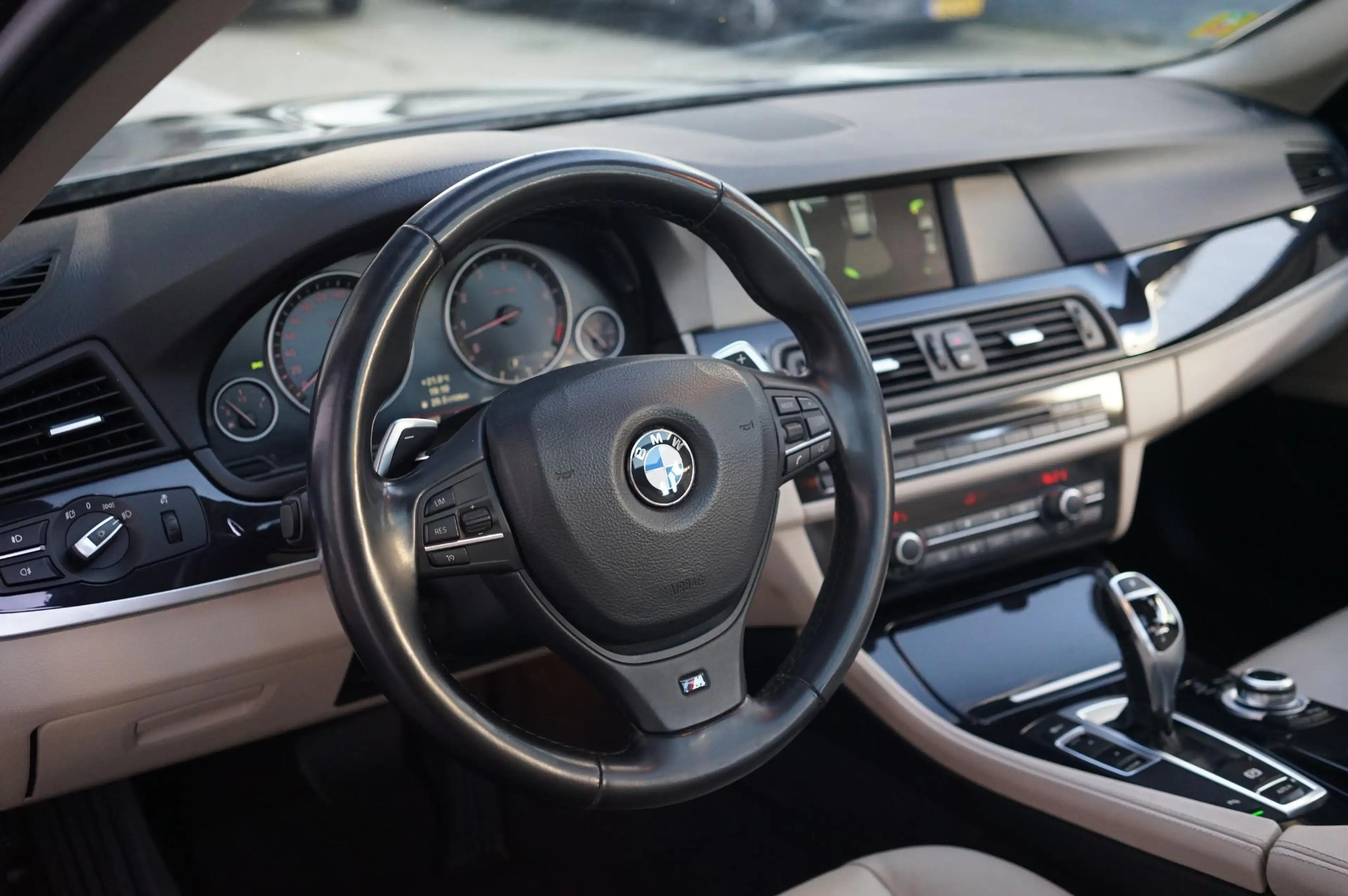 BMW 523 5-serie Touring 523i High Executive — photo 5