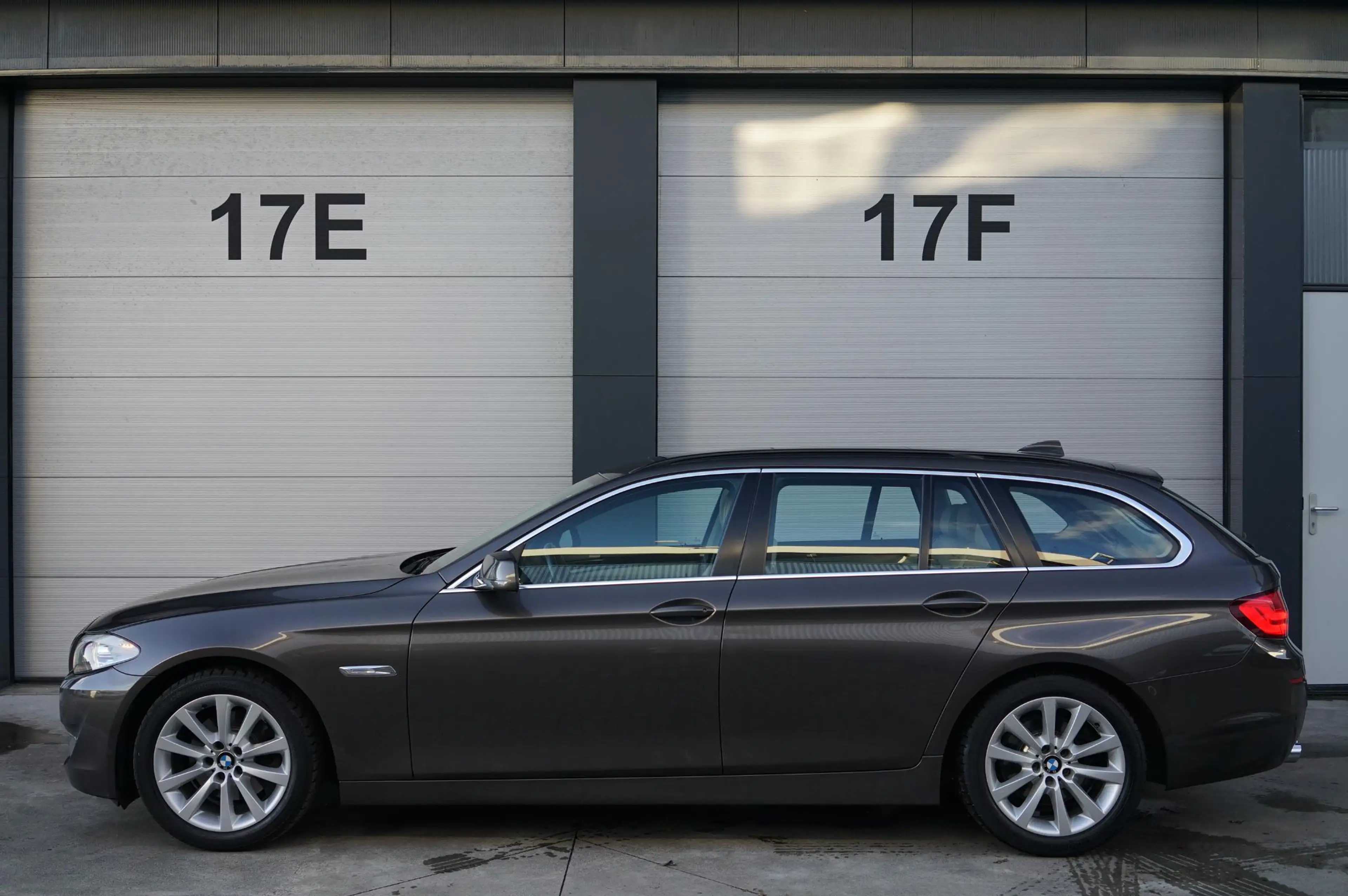 BMW 523 5-serie Touring 523i High Executive