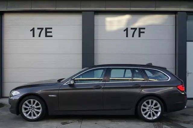 BMW 523 5-serie Touring 523i High Executive Let op:121dkm-