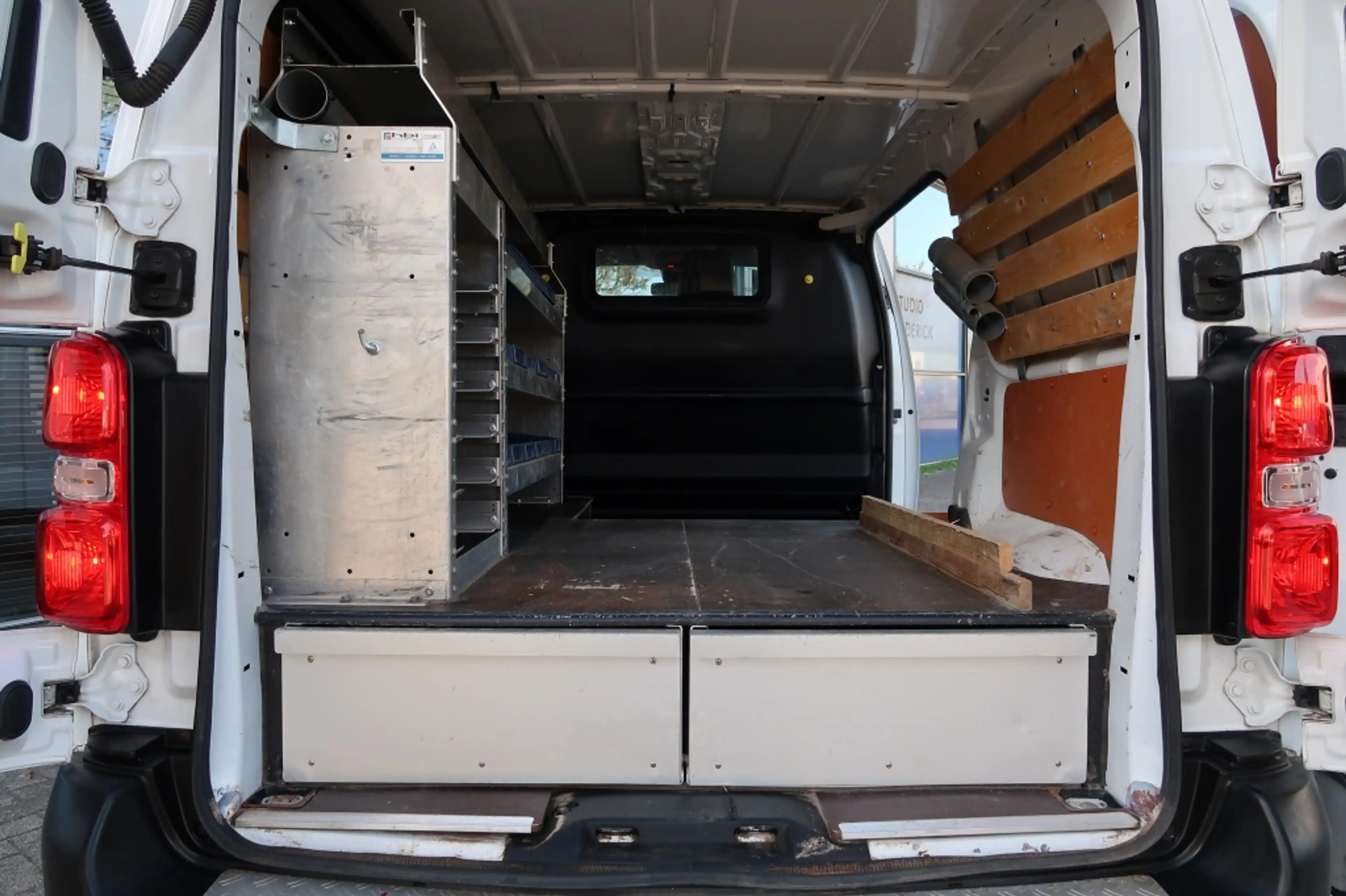 Opel Vivaro 1.5 CDTI L2H1 Edition — photo 11