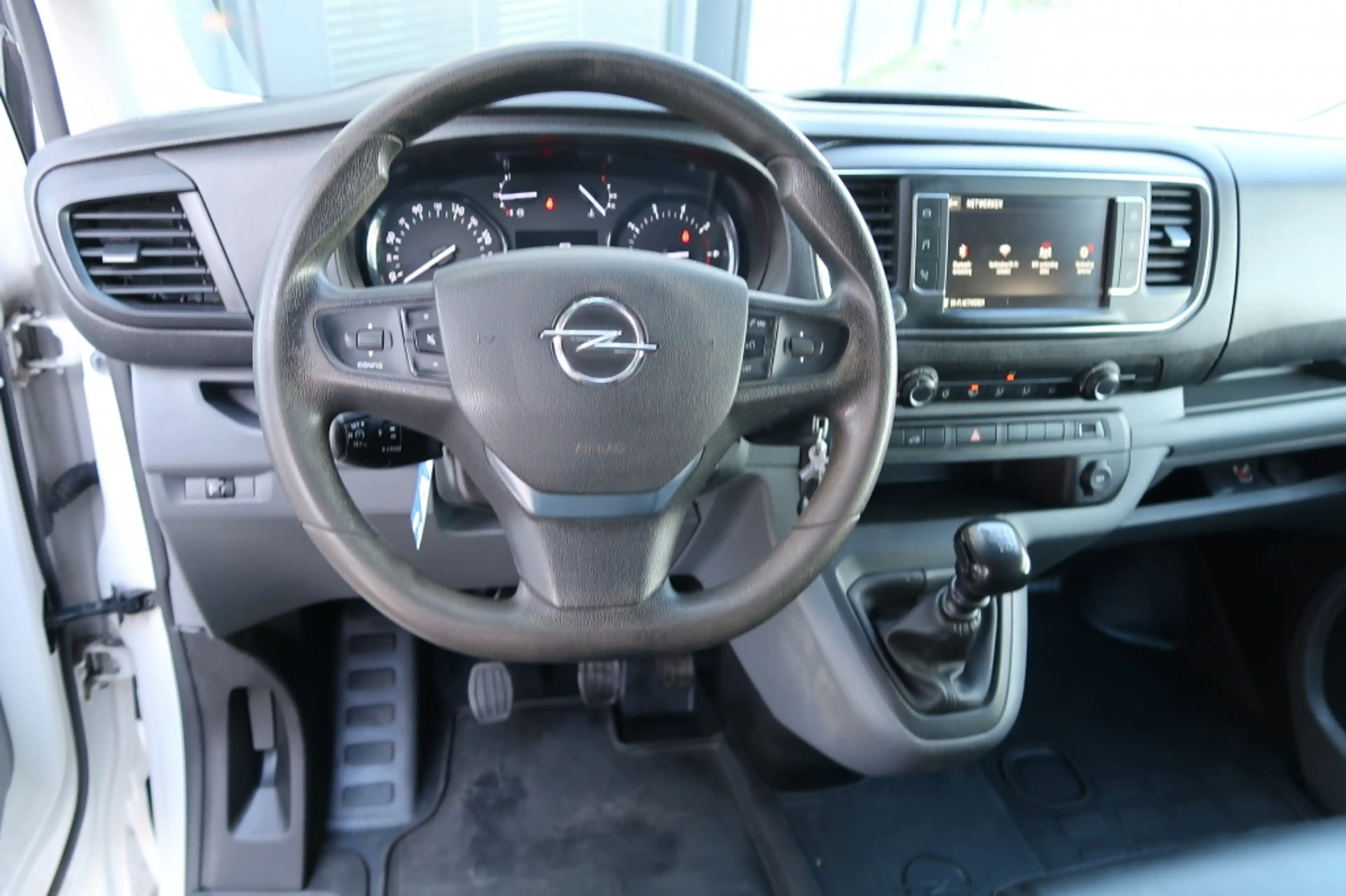 Opel Vivaro 1.5 CDTI L2H1 Edition — photo 4