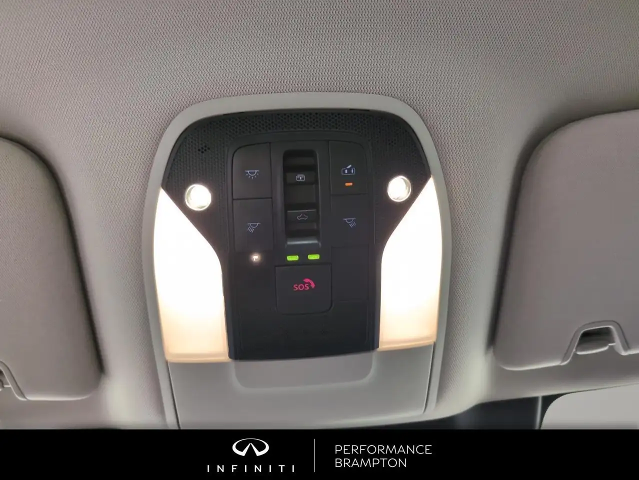 Infiniti QX60 снимка Infiniti QX60