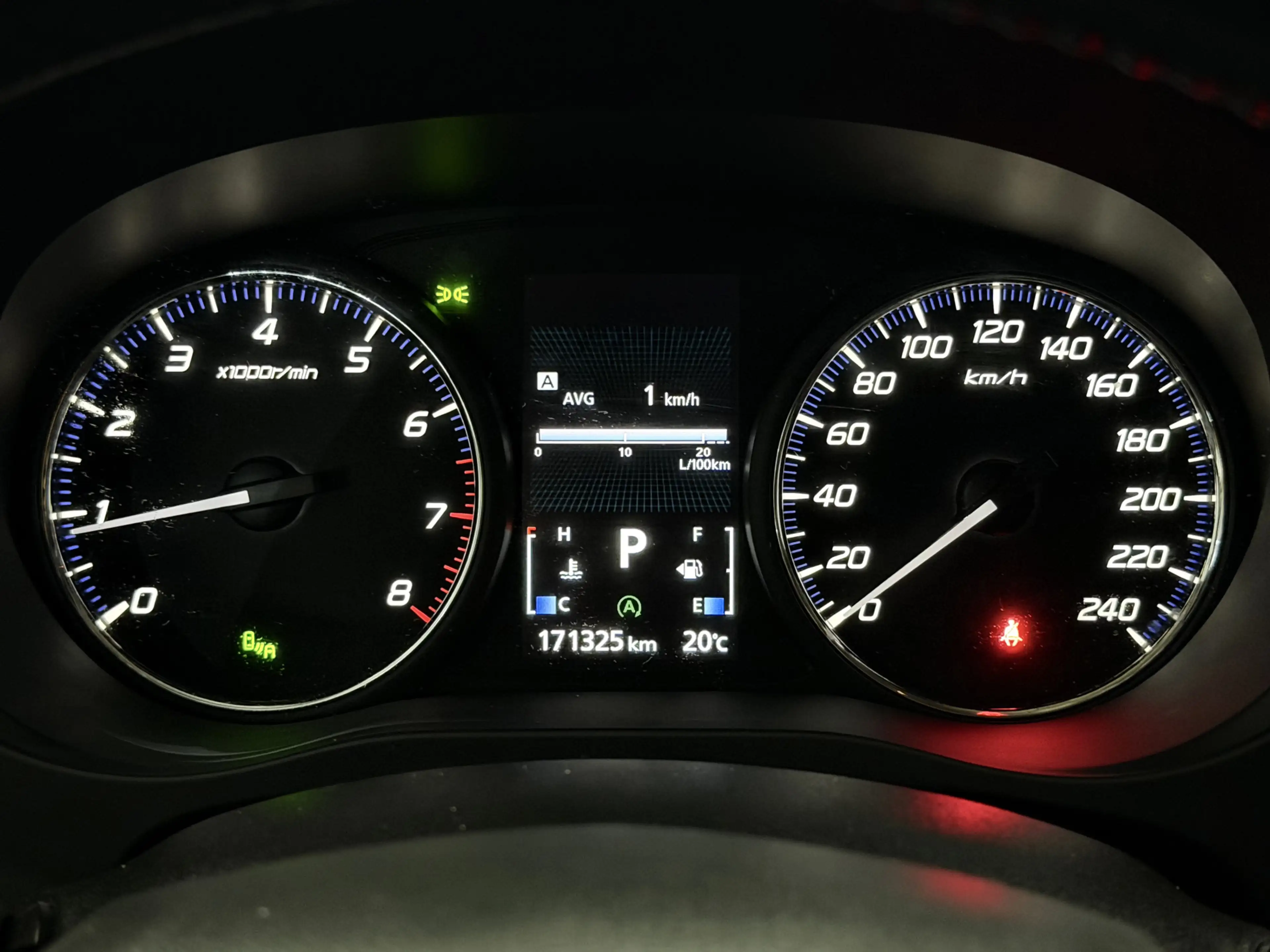 Mitsubishi Outlander 2.0 Executive Edition 7P Camera, Clima, Cruise con — photo 26