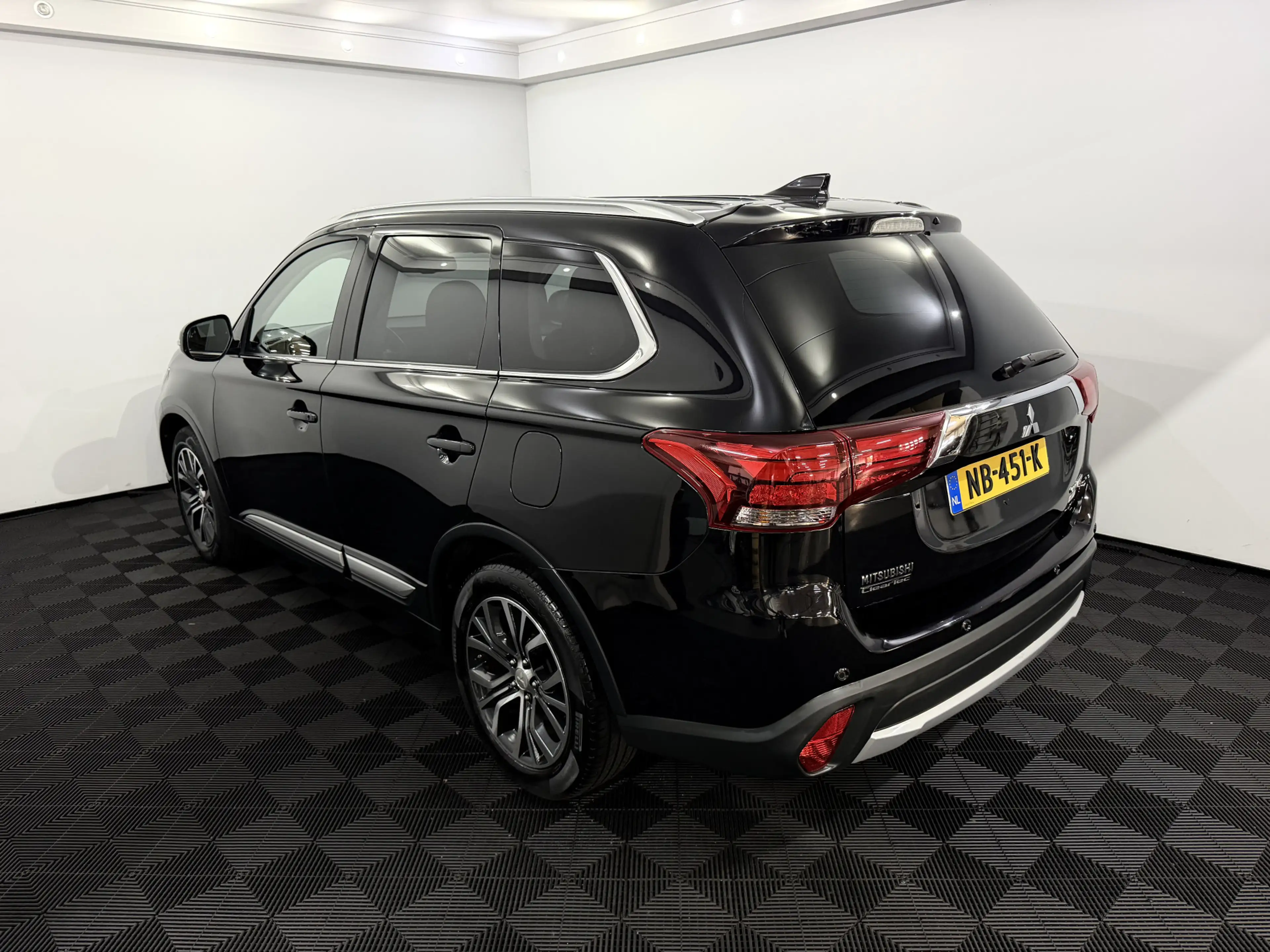 Mitsubishi Outlander 2.0 Executive Edition 7P Camera, Clima, Cruise con — photo 4