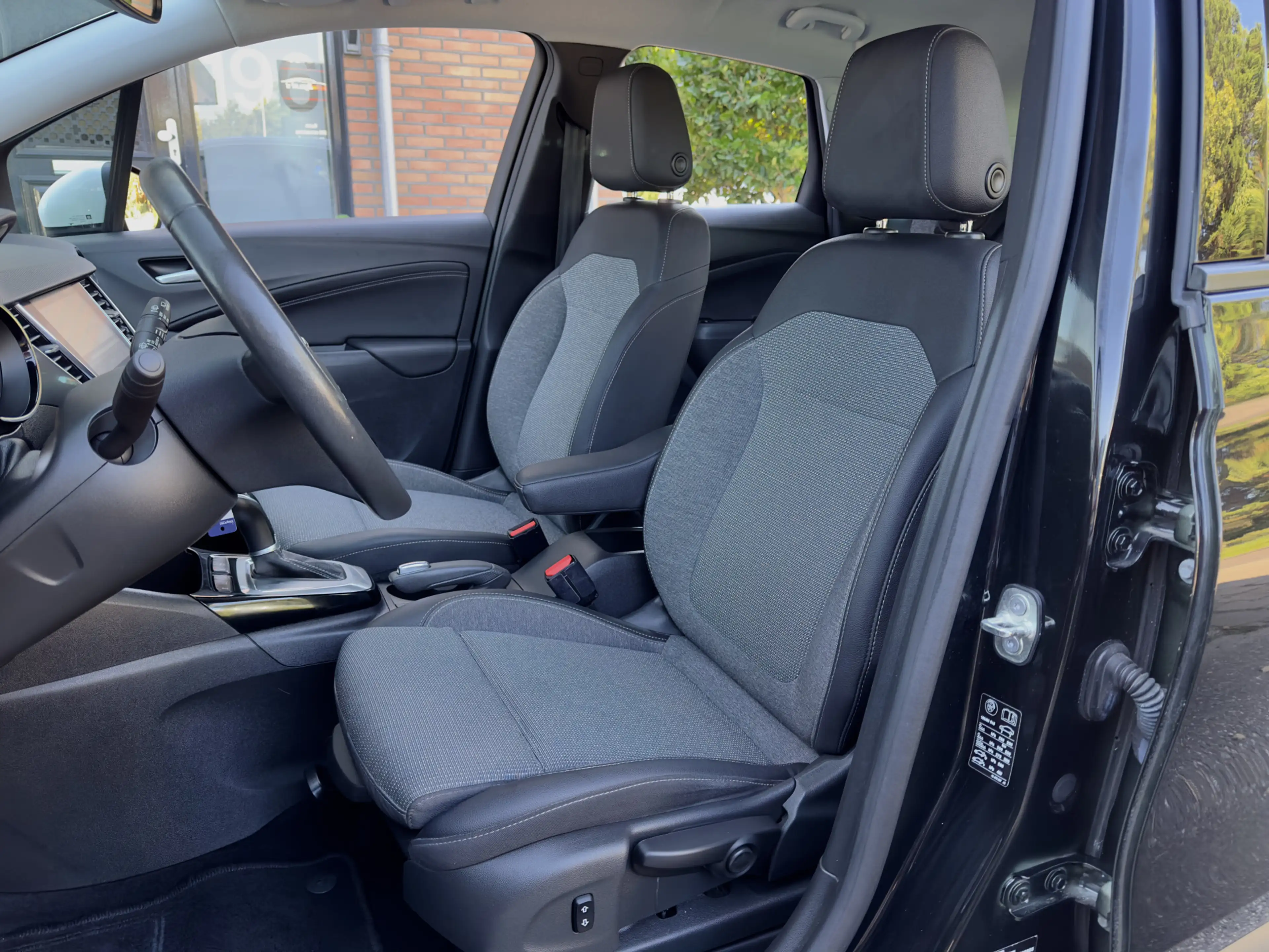 Opel Crossland 1.2 TURBO AUT6 ELEGANCE LEDER NAVI CAMERA APPLE=CA — photo 15