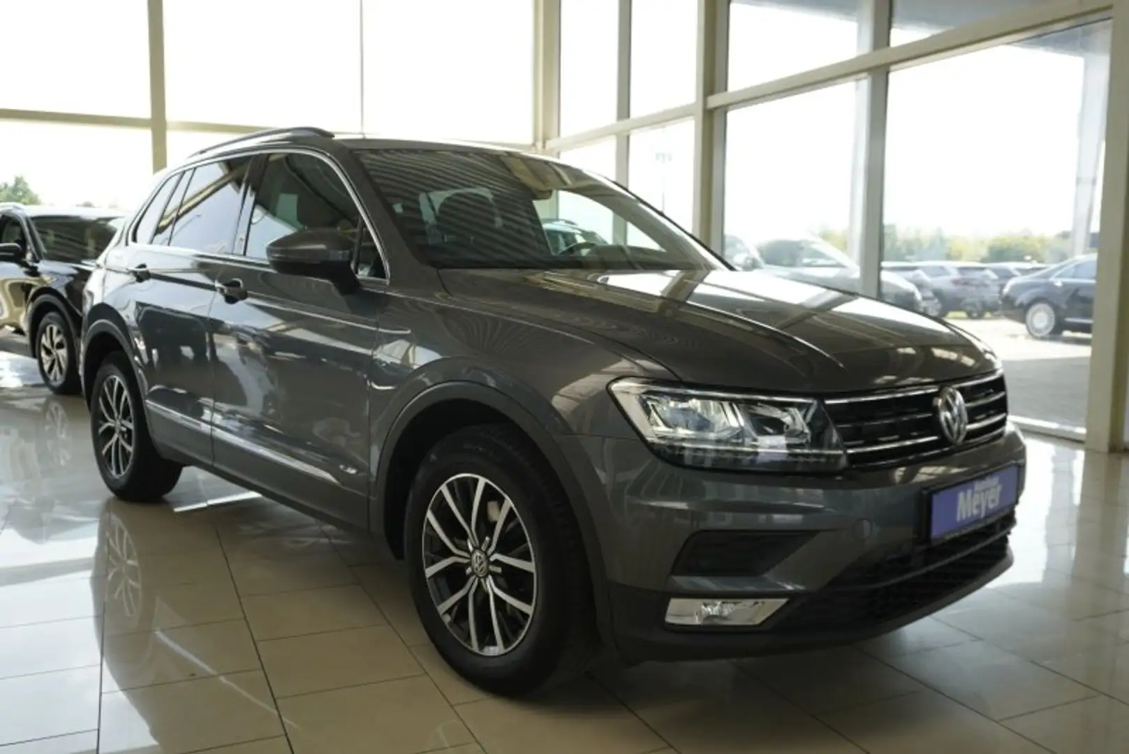 Volkswagen Tiguan 1,4TSI DSG Voll-LED/Navi/Keyless/Winterp. Grau - 1