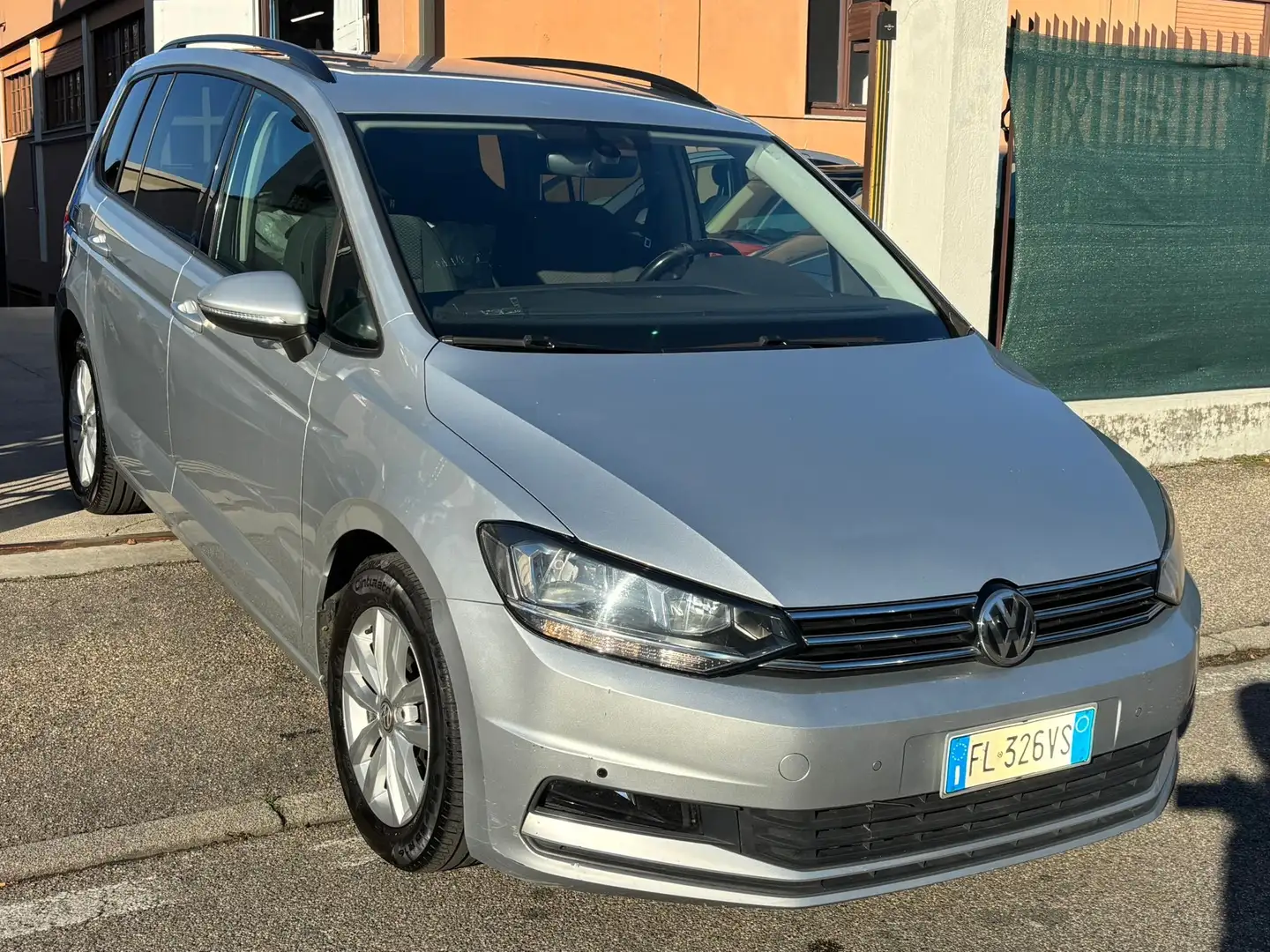 Volkswagen Touran 2.0 HIGHLINE 7 POSTI*AUTOMATICO* Gris - 1