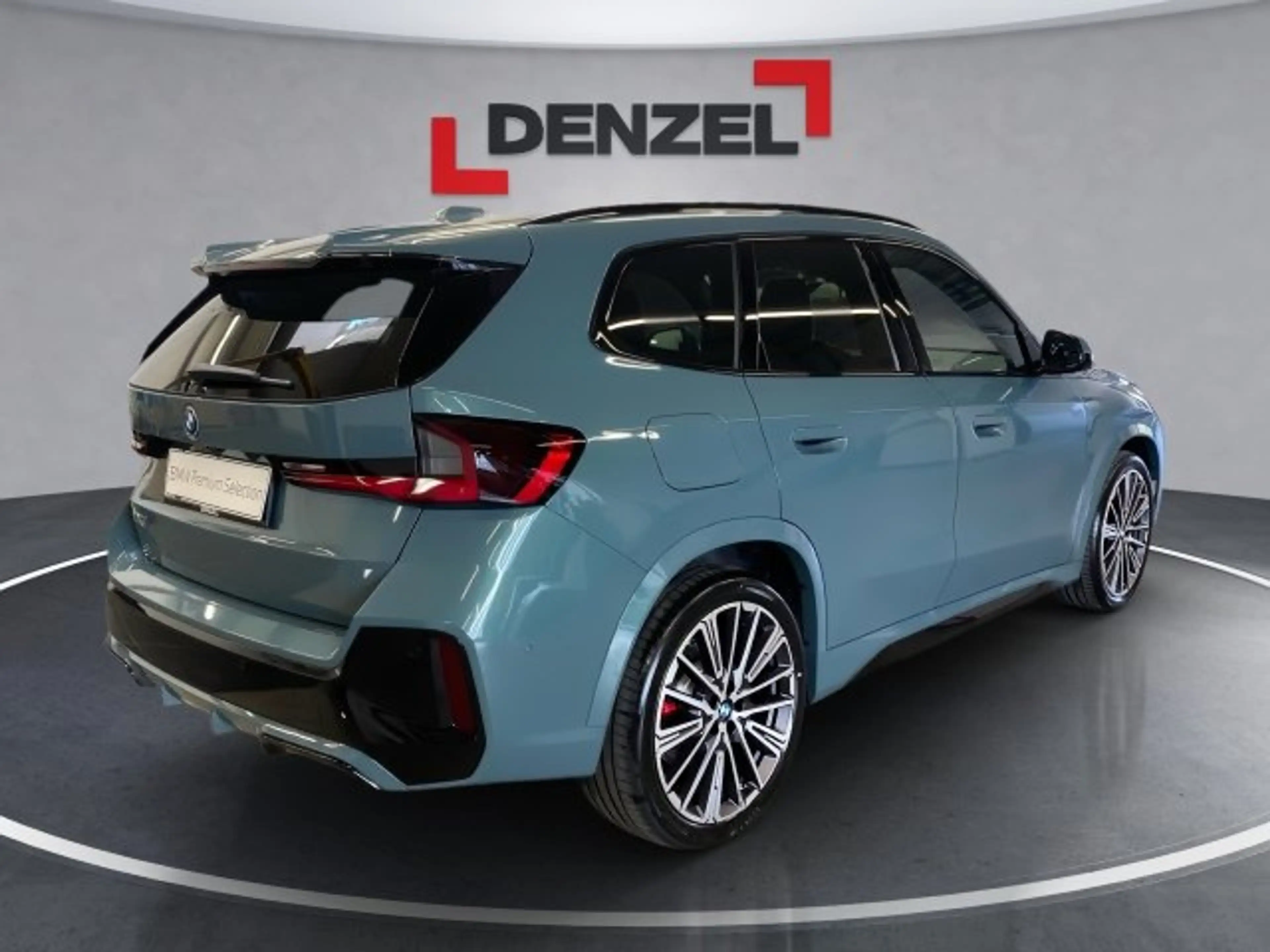 BMW iX1 eDrive 20 U11 — photo 4