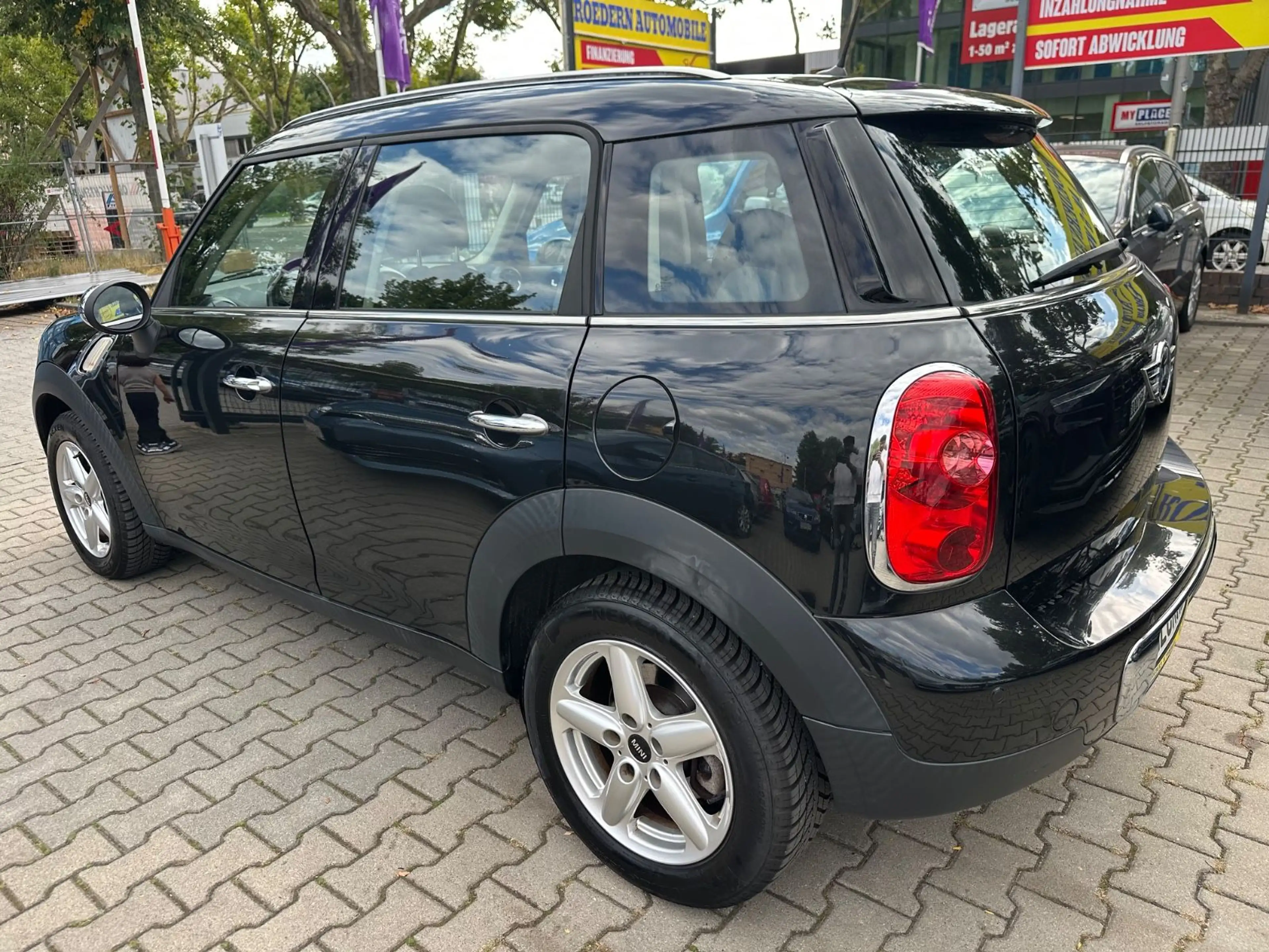 MINI One Countryman One 1.HAND* *WENIG KM* — photo 3