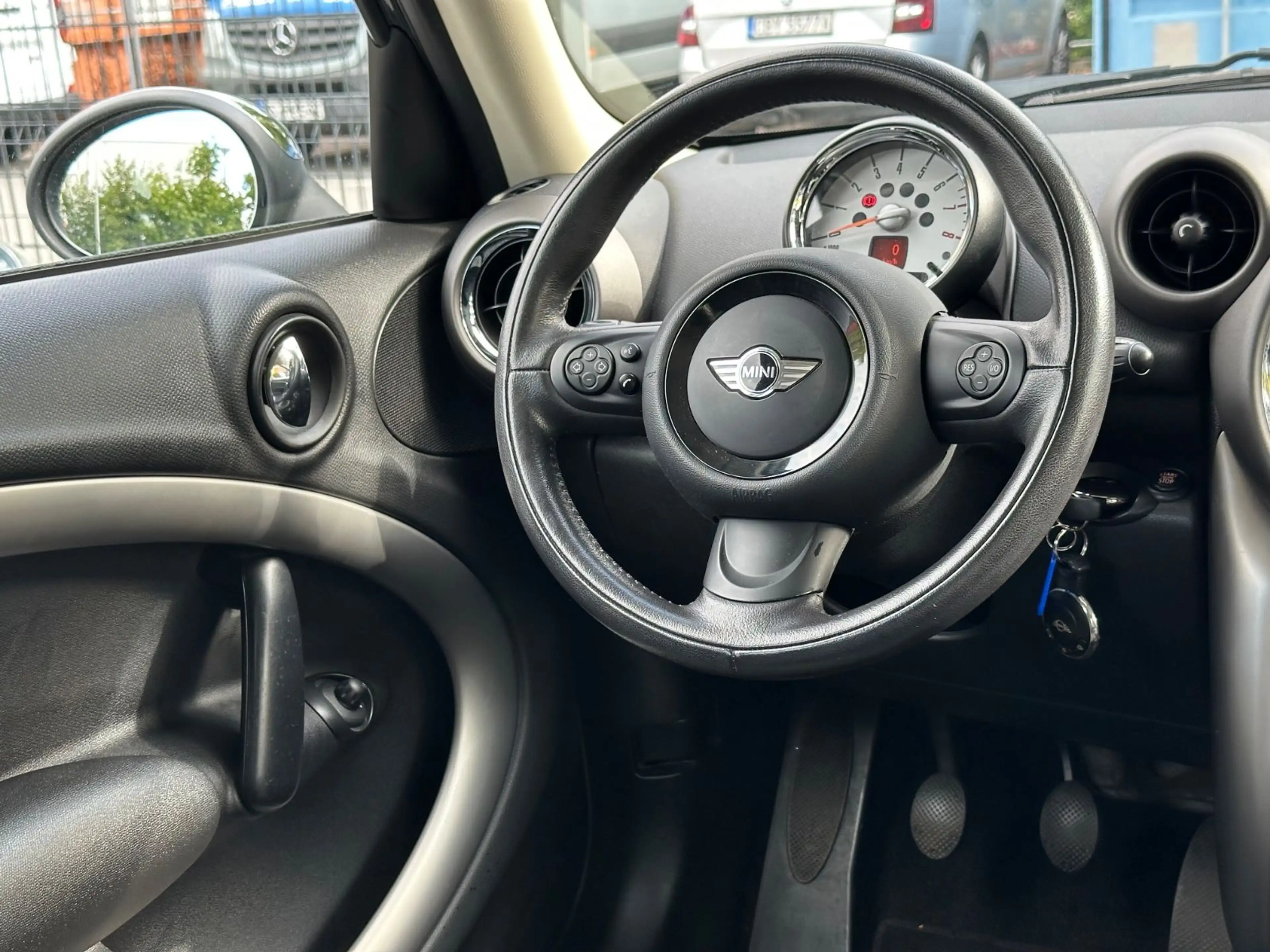 MINI One Countryman One 1.HAND* *WENIG KM* — photo 13