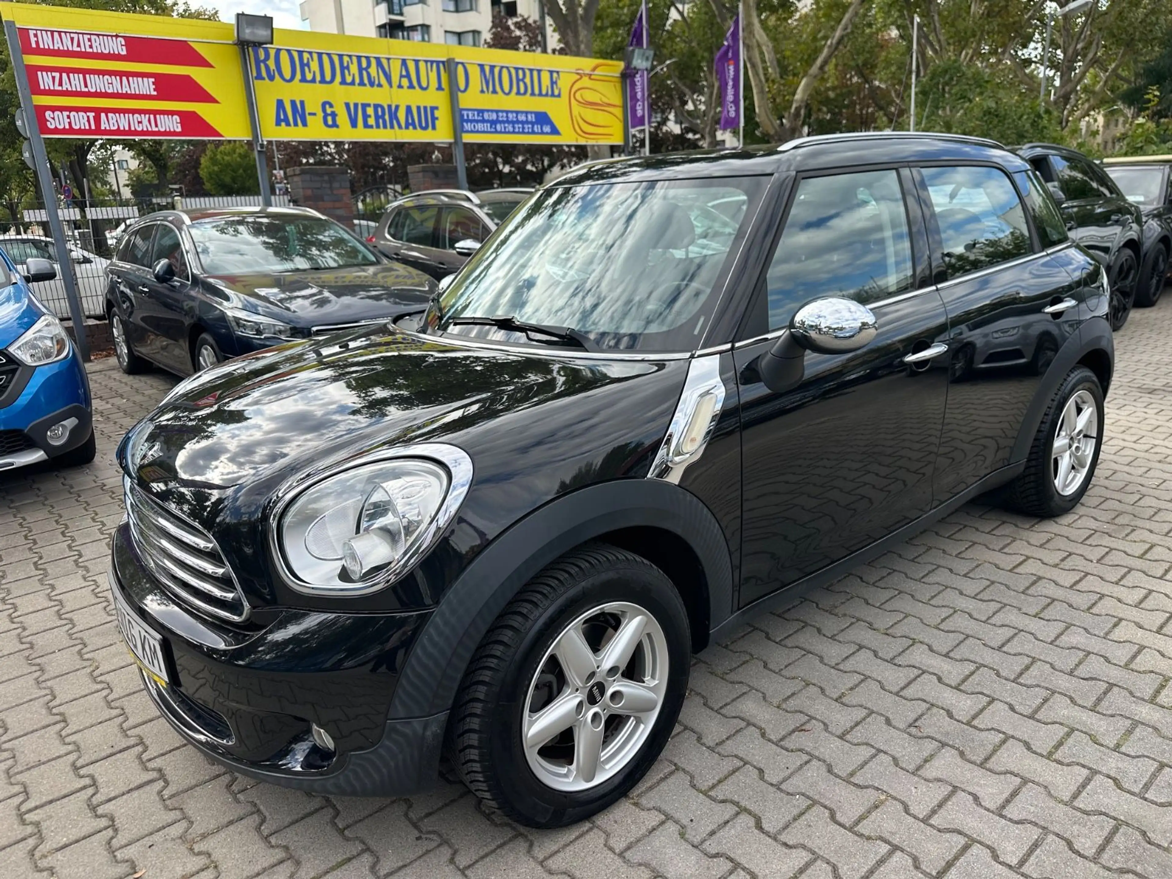 MINI One Countryman One 1.HAND* *WENIG KM*