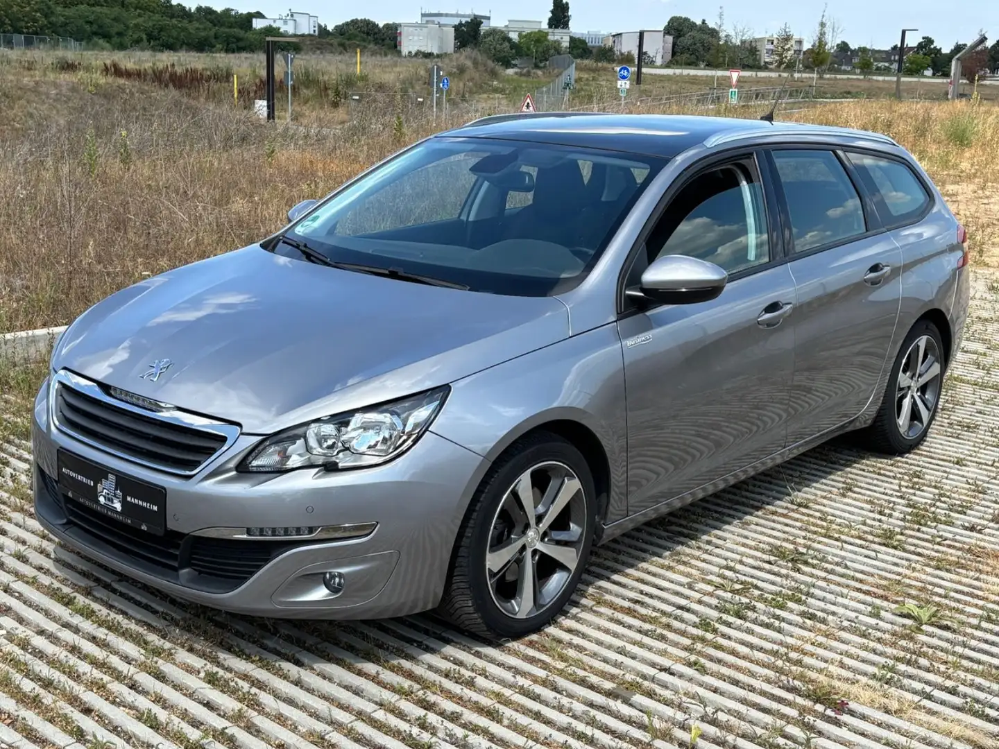 Peugeot 308 SW Business-Line/ZahnriemenNEU/1.HD/PDC - 1