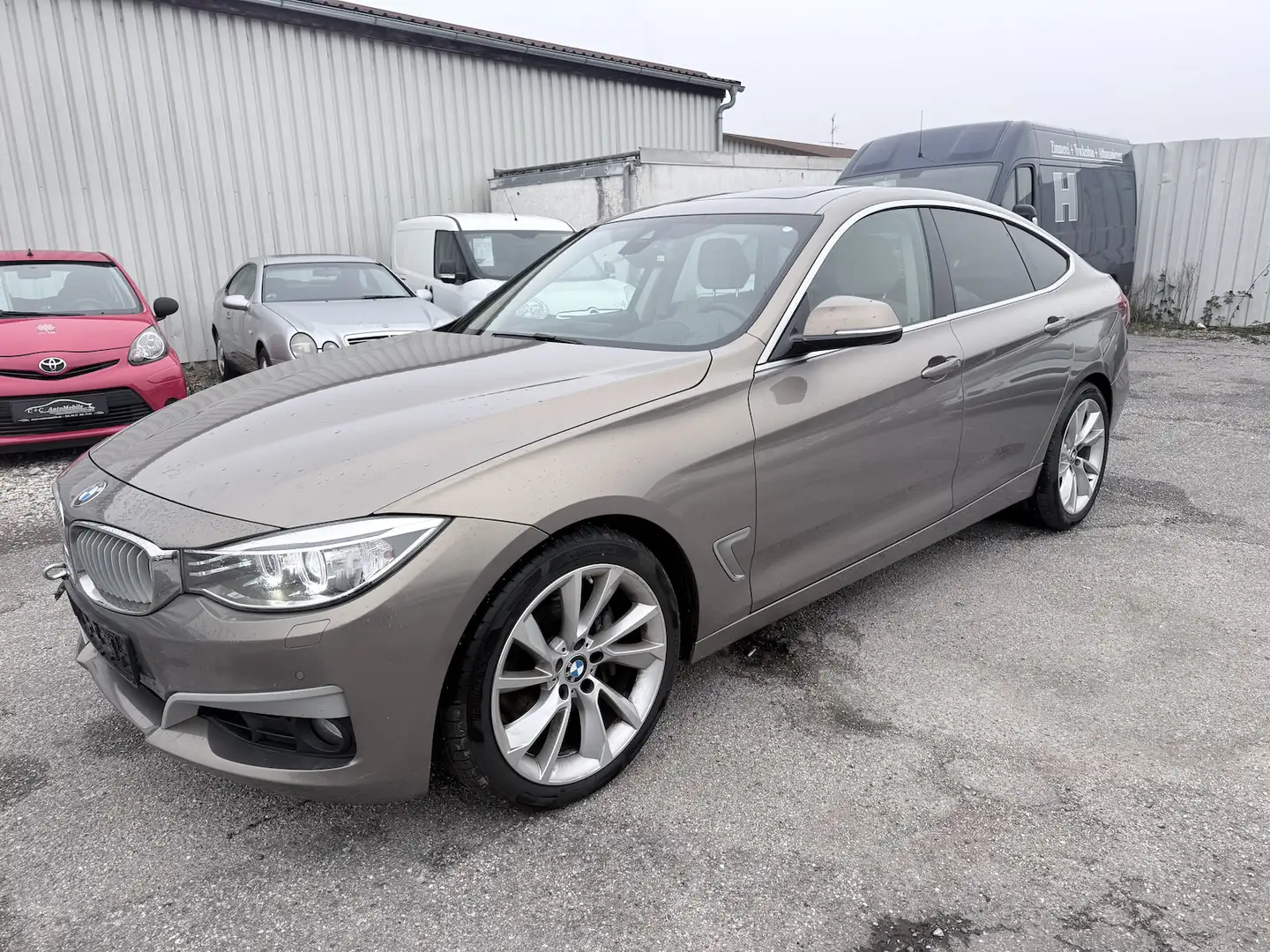 BMW 335 335 d xDrive Head-Up Pano Kam Braun - 1