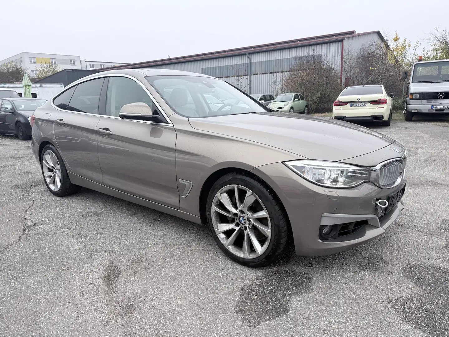 BMW 335 335 d xDrive Head-Up Pano Kam Braun - 2