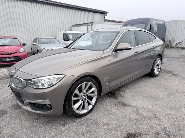 BMW 335 335 d xDrive Head-Up Pano Kam DEFEKT