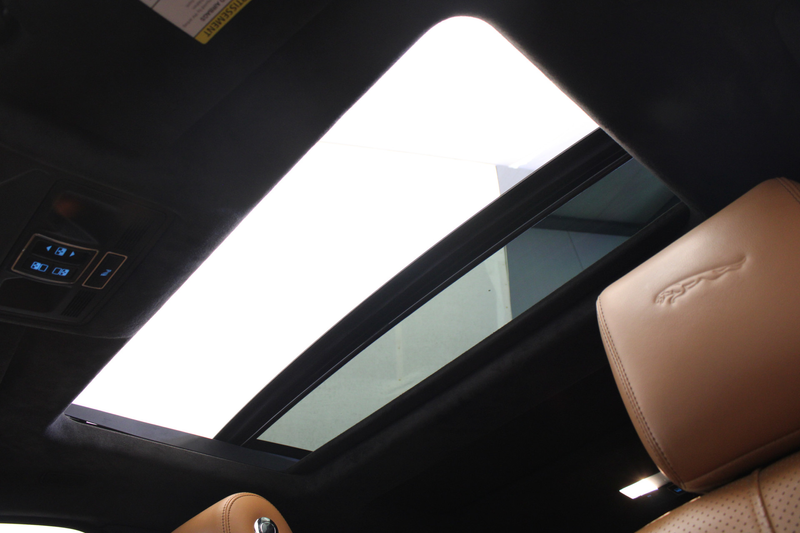 Jaguar XJ 5.0 V8 Portfolio — photo 6